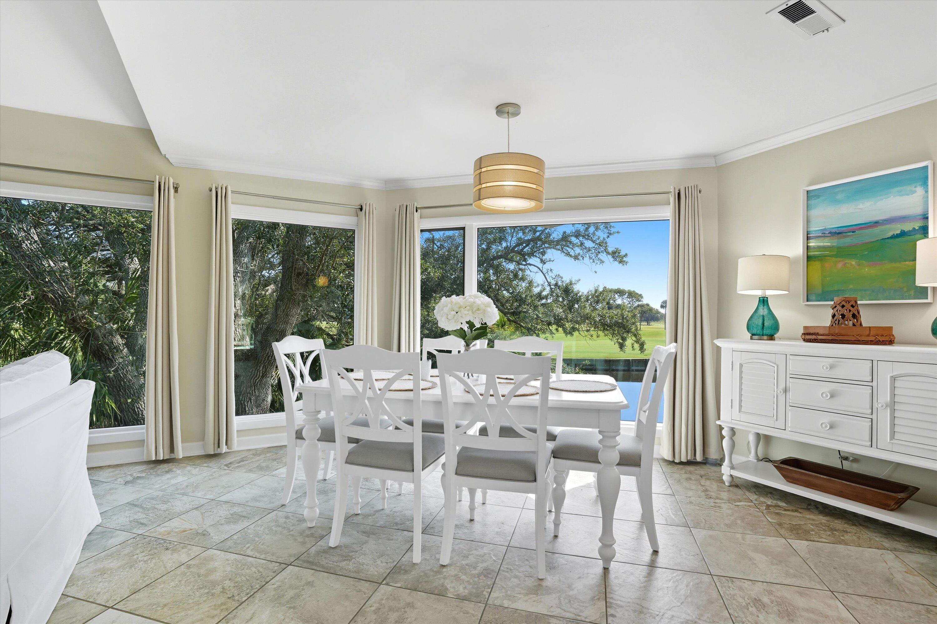 732 Spinnaker Beachhouse