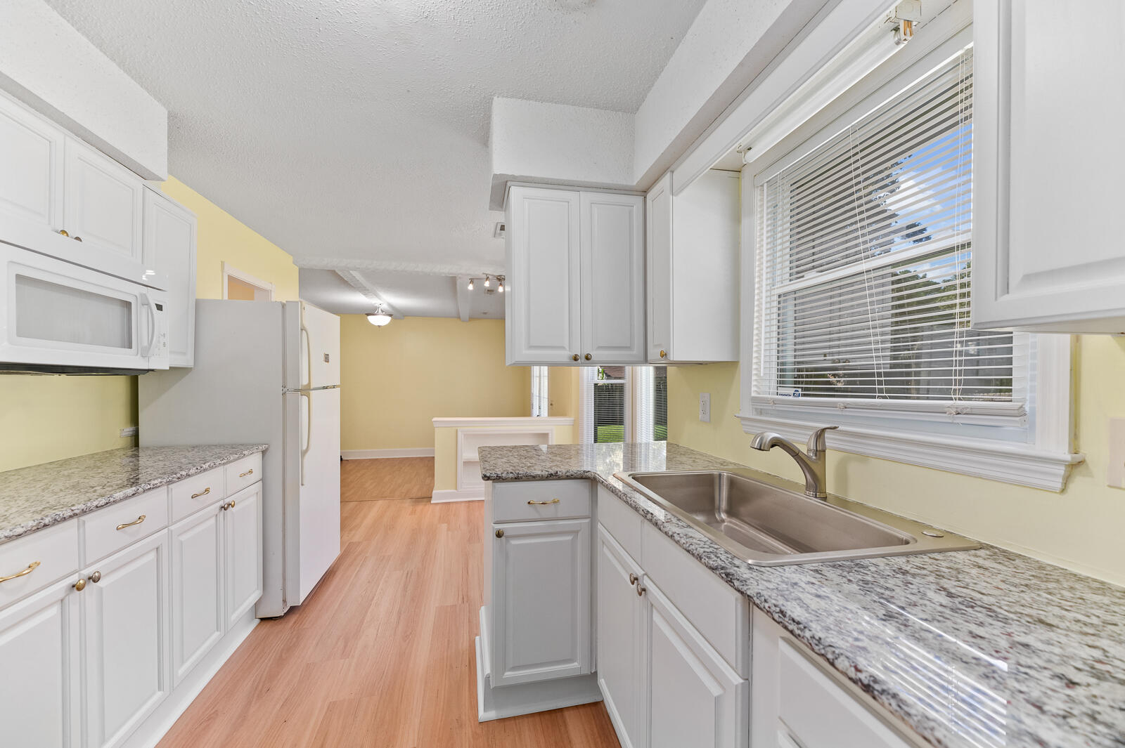 203 Heber Road