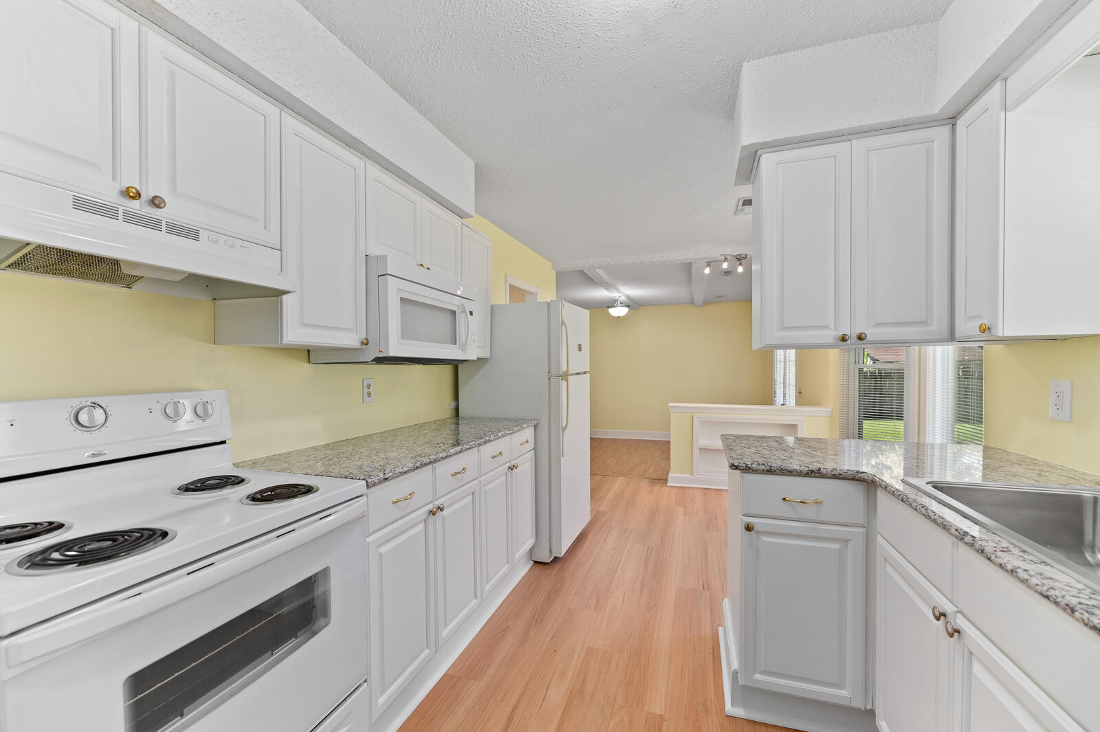 203 Heber Road