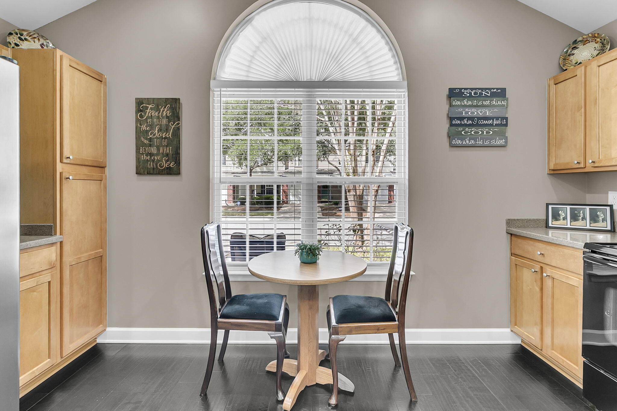 8666 Grassy Oak Trail