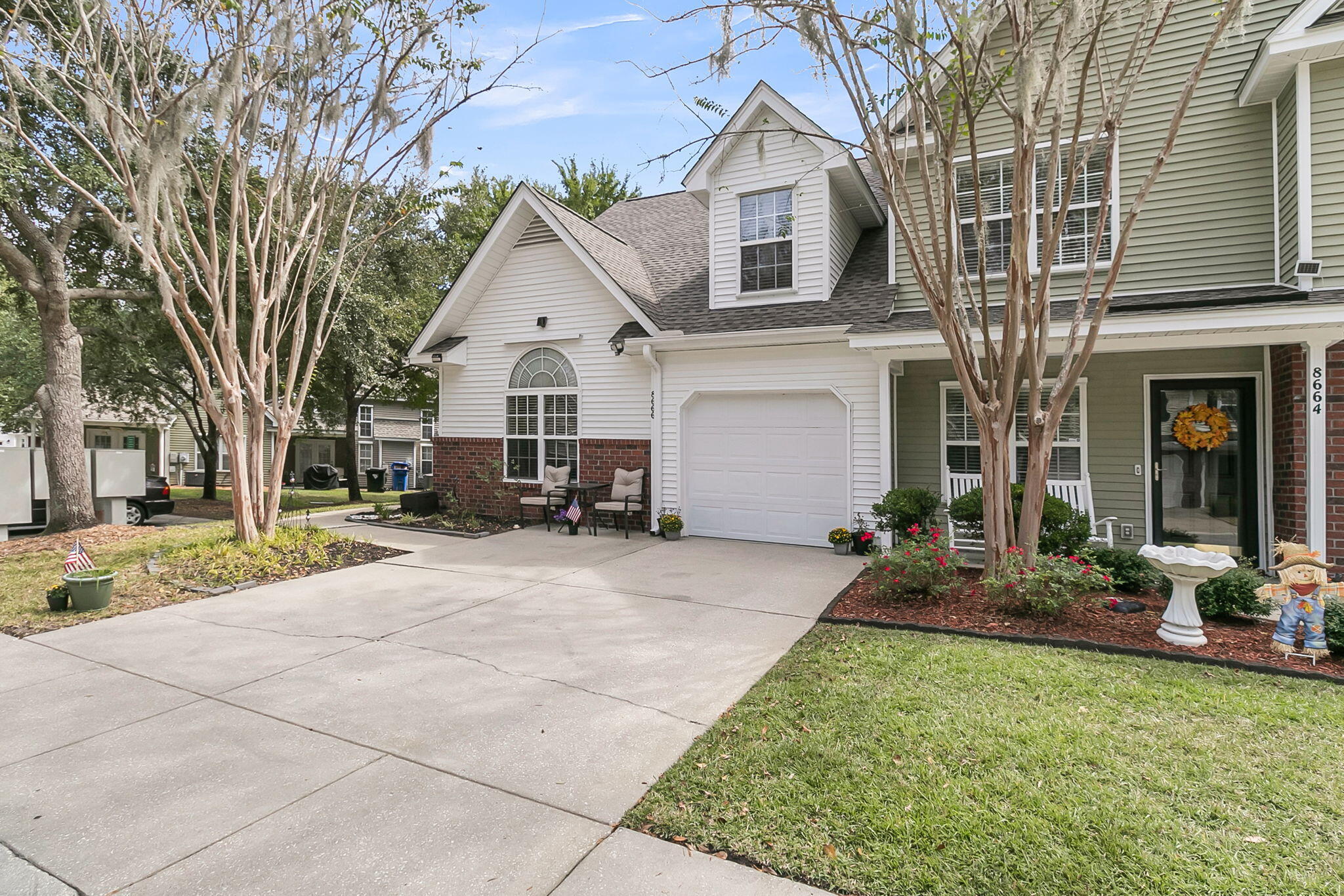 8666 Grassy Oak Trail