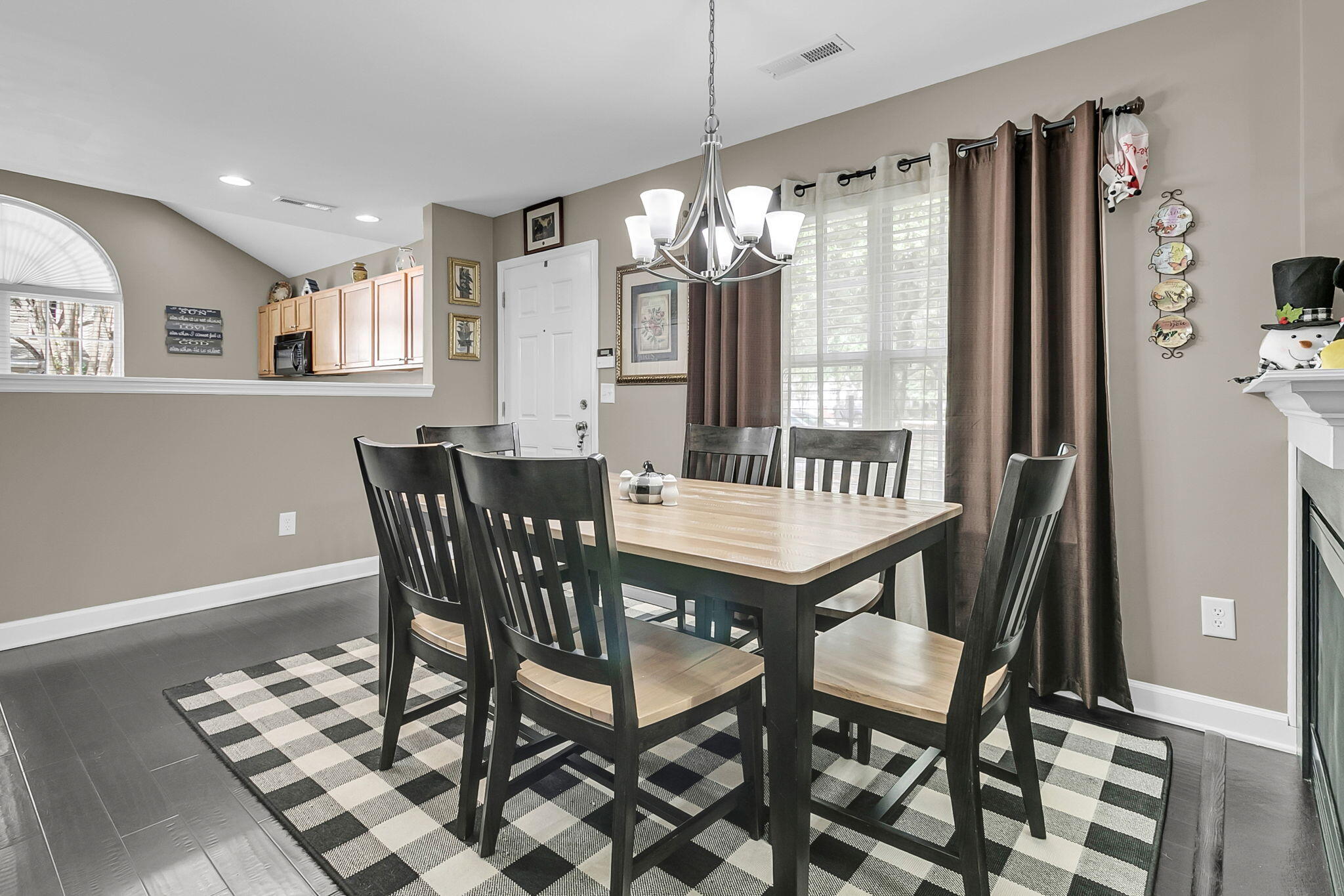 8666 Grassy Oak Trail