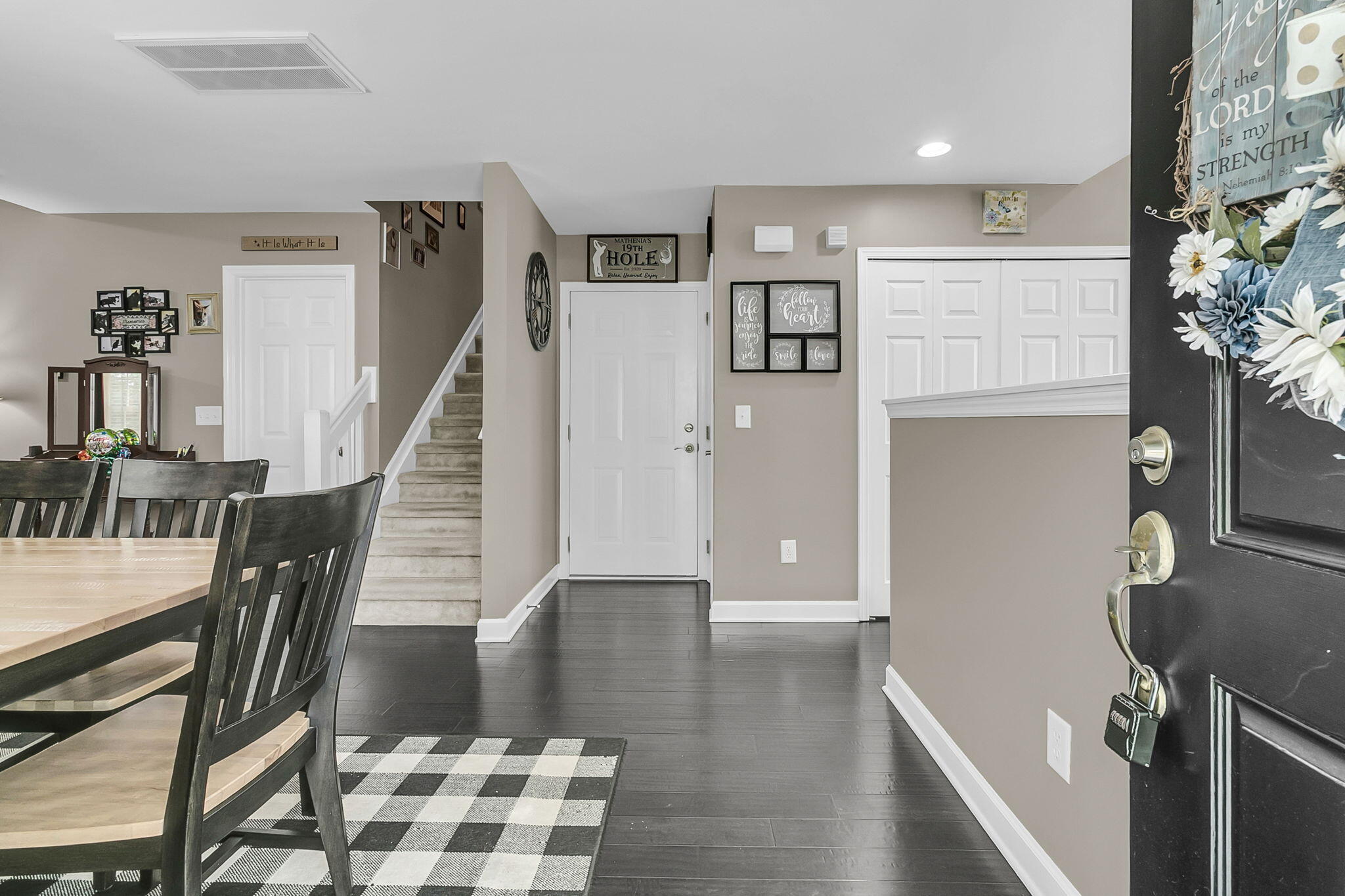 8666 Grassy Oak Trail