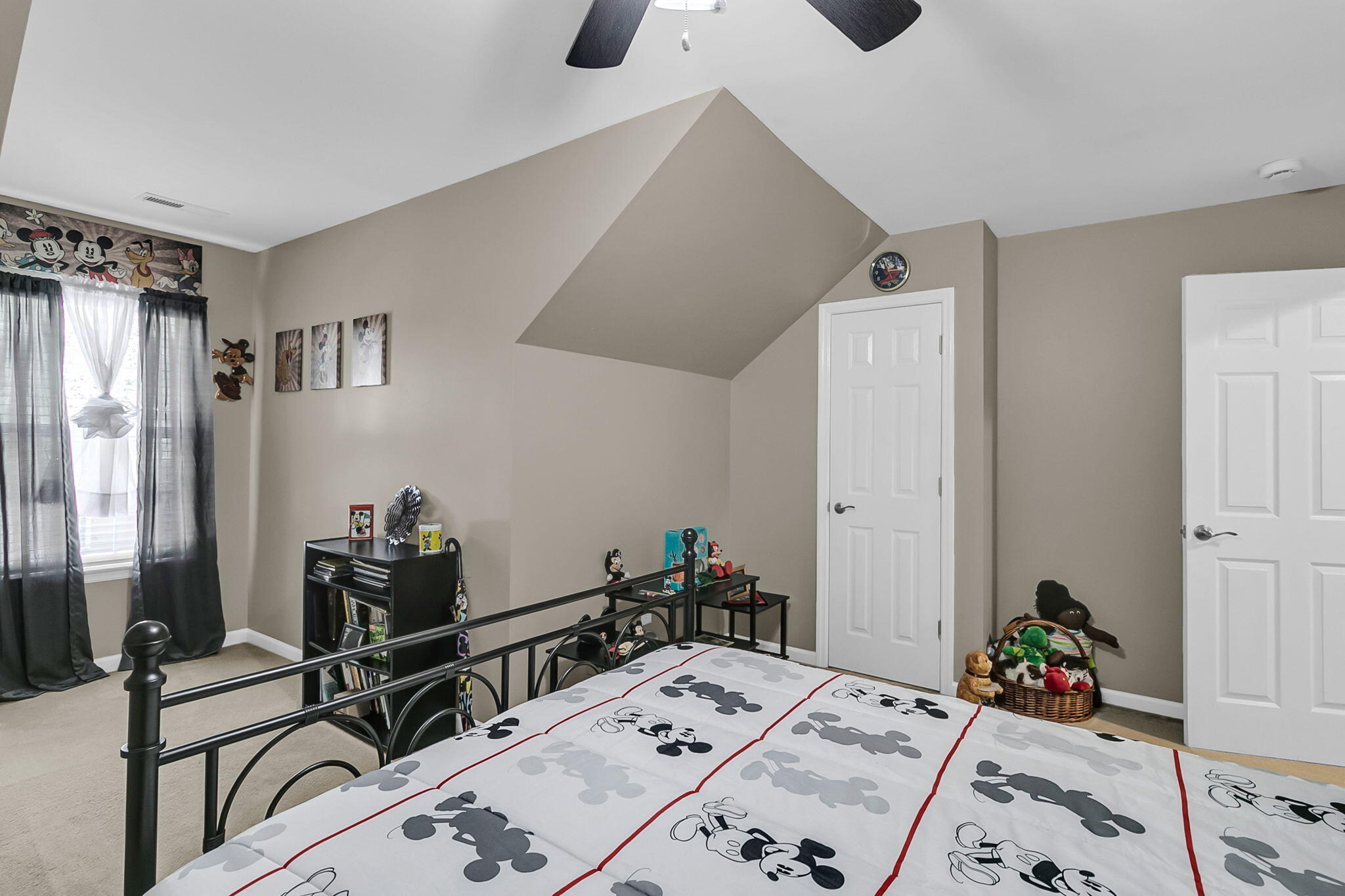 8666 Grassy Oak Trail