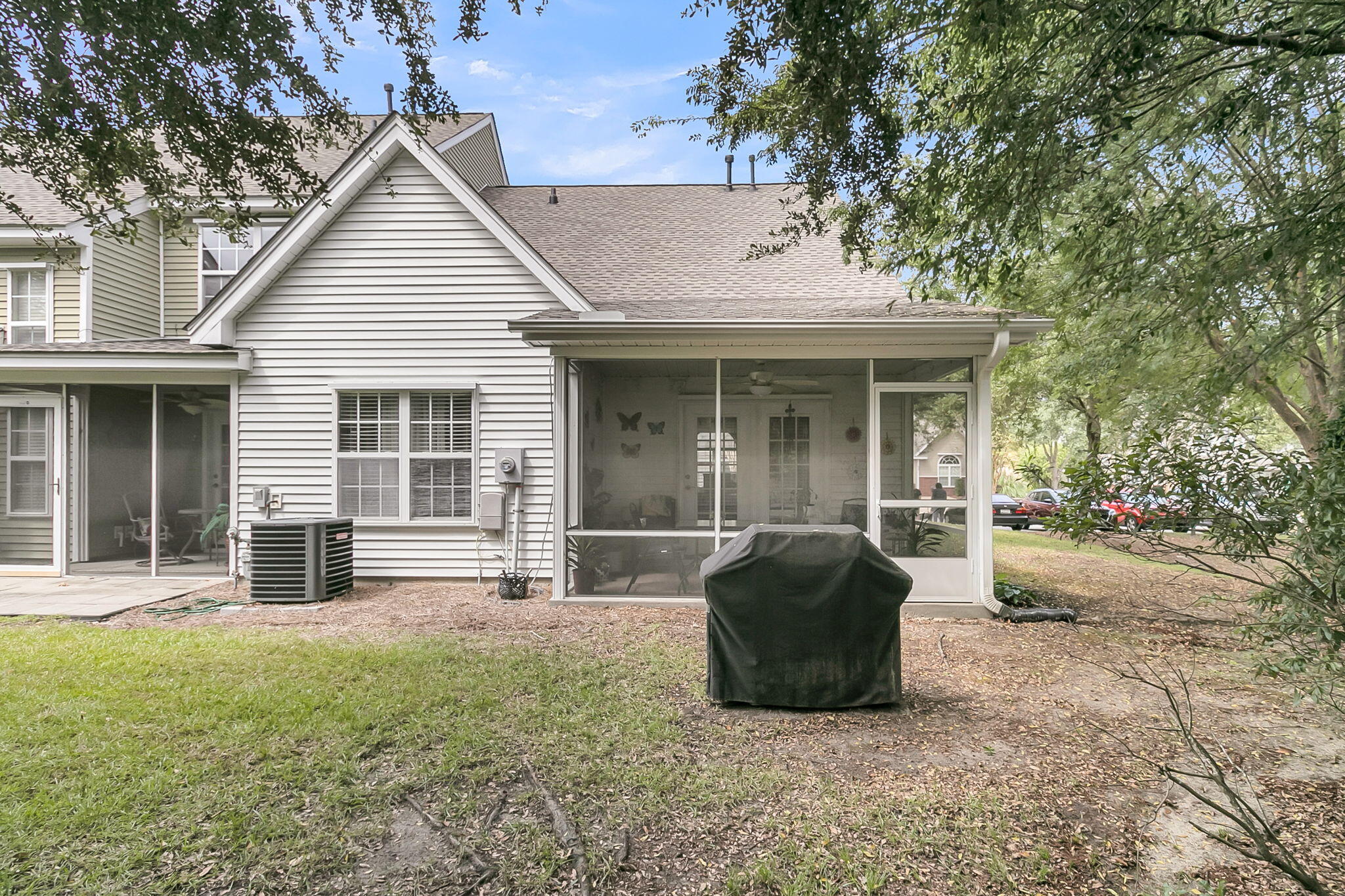 8666 Grassy Oak Trail