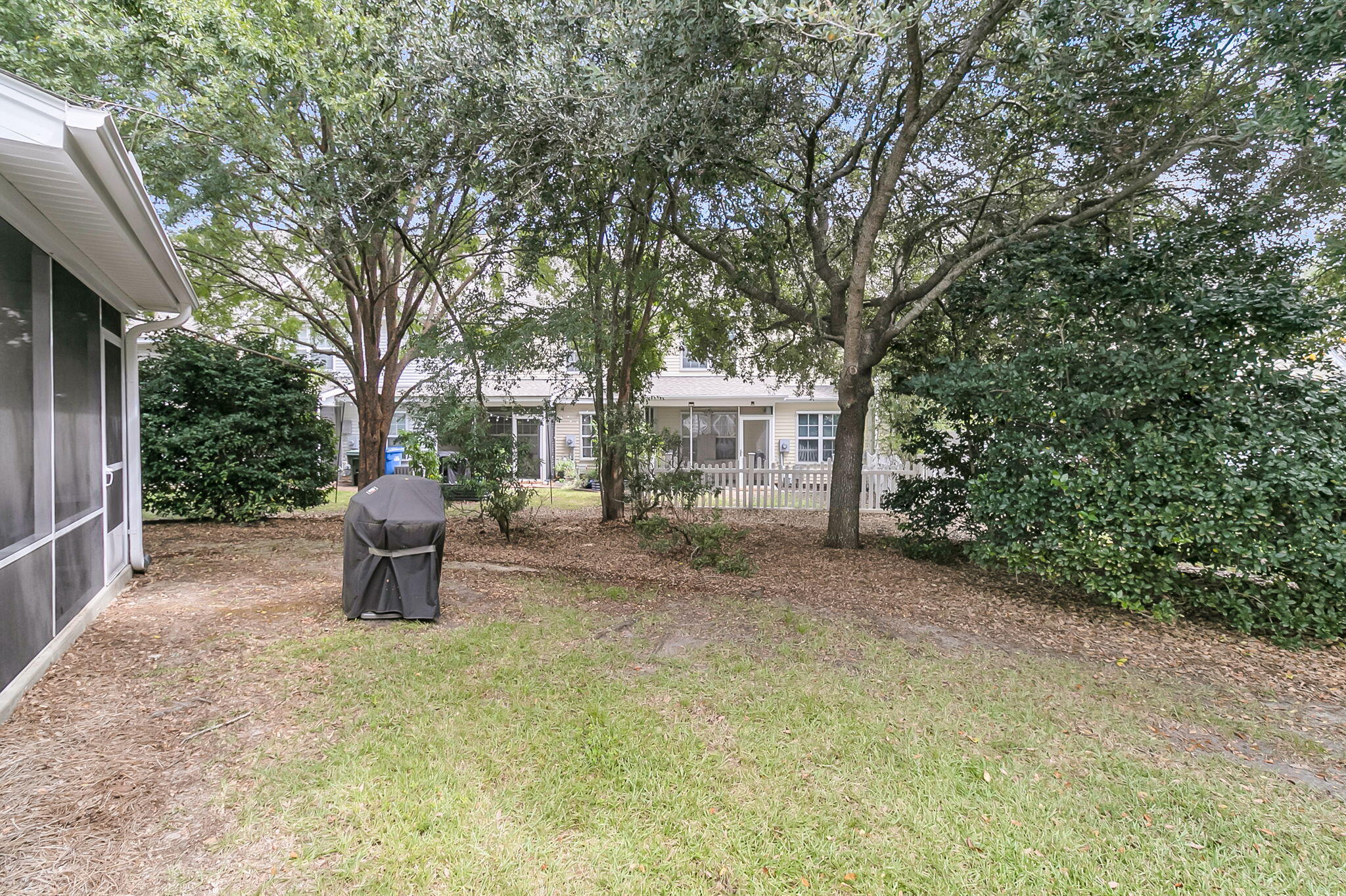 8666 Grassy Oak Trail