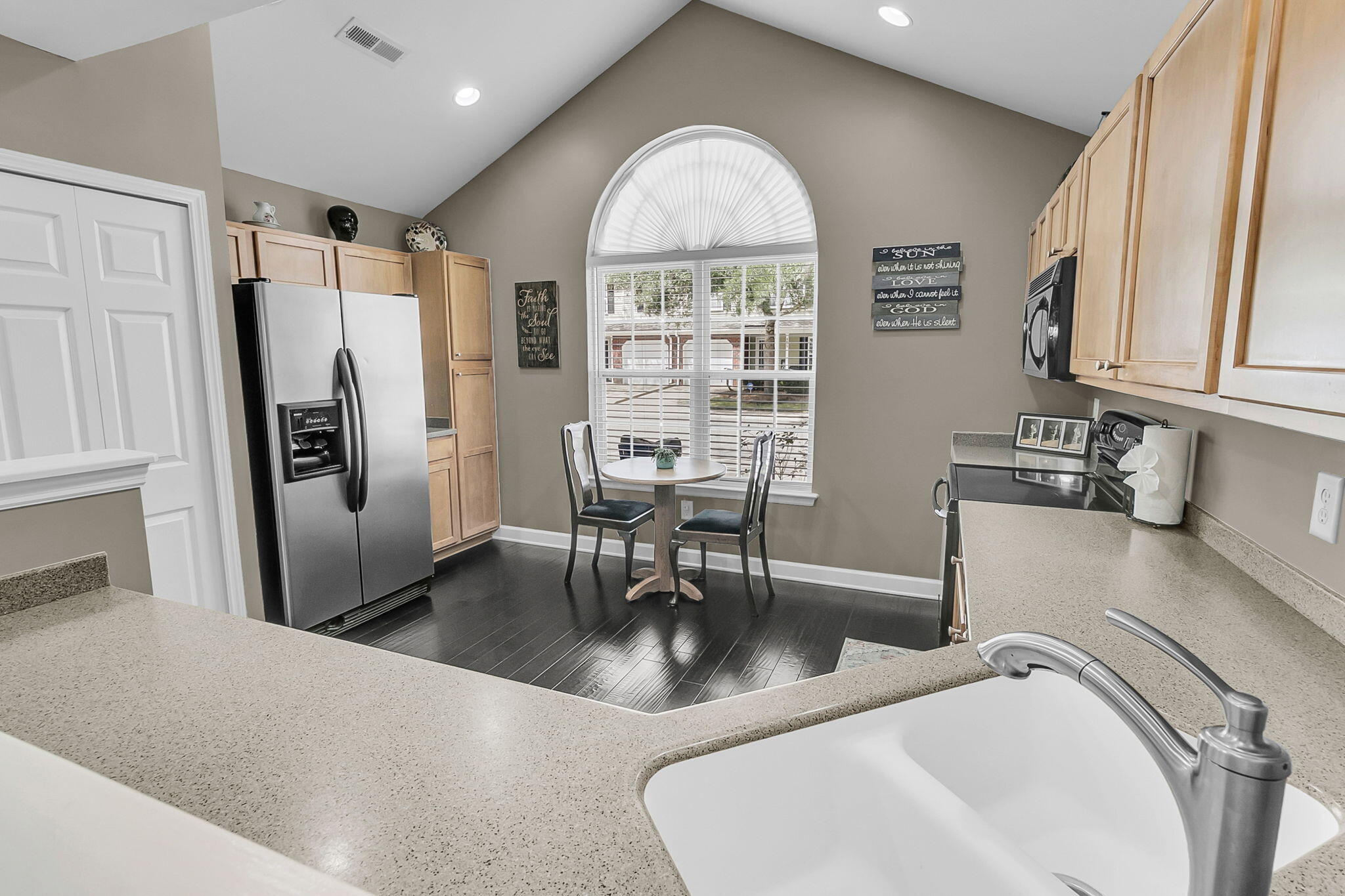 8666 Grassy Oak Trail