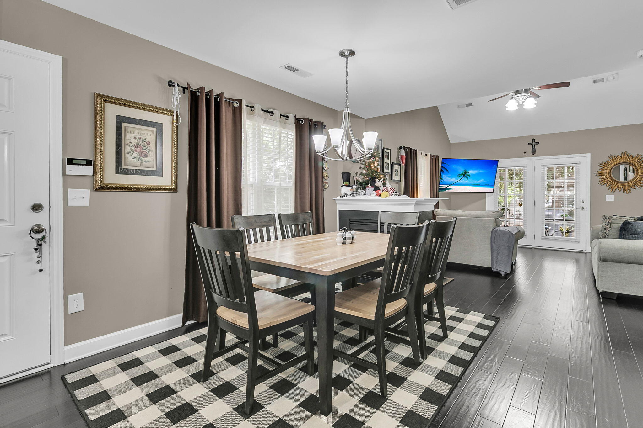 8666 Grassy Oak Trail