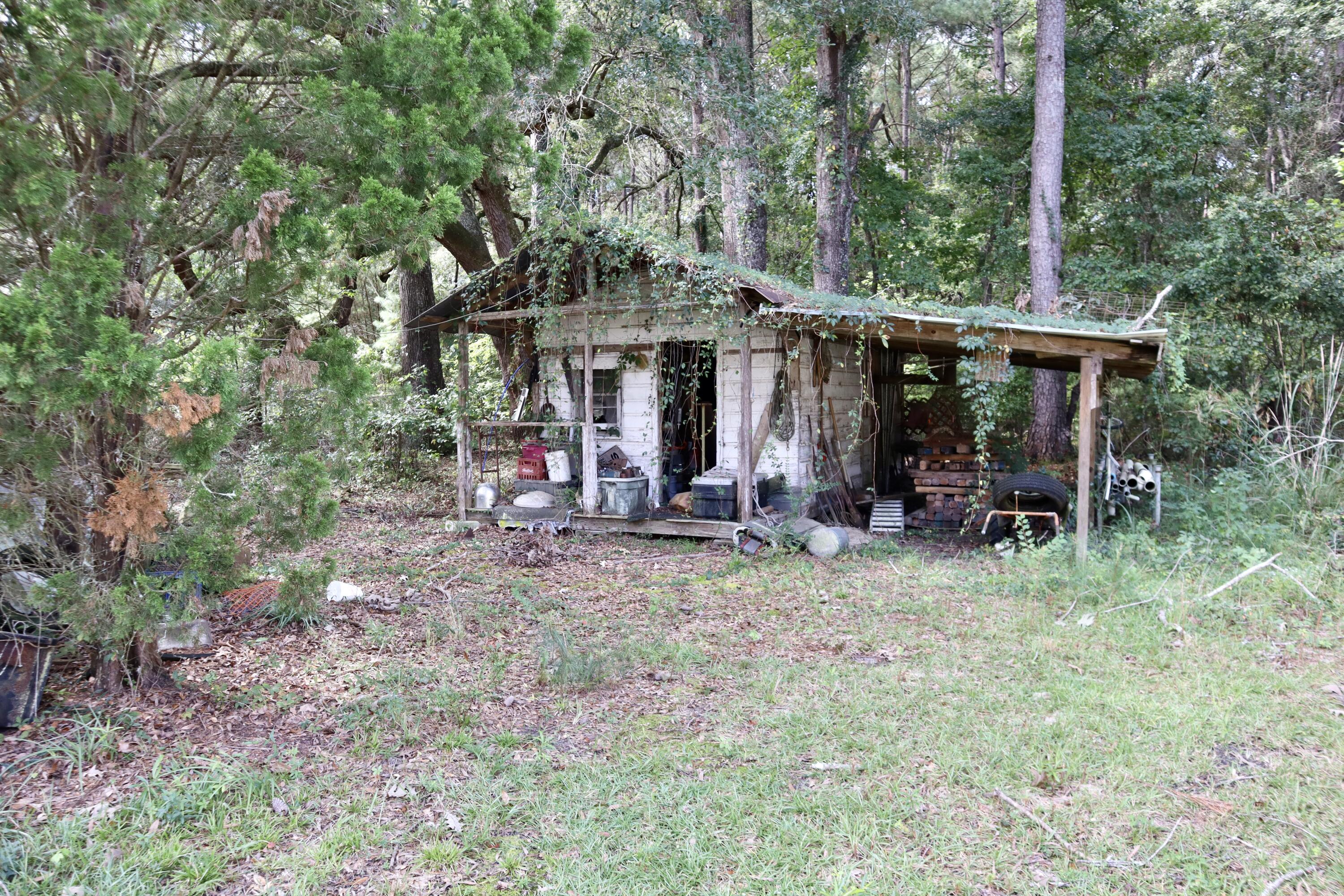 128 Gilleys Court
