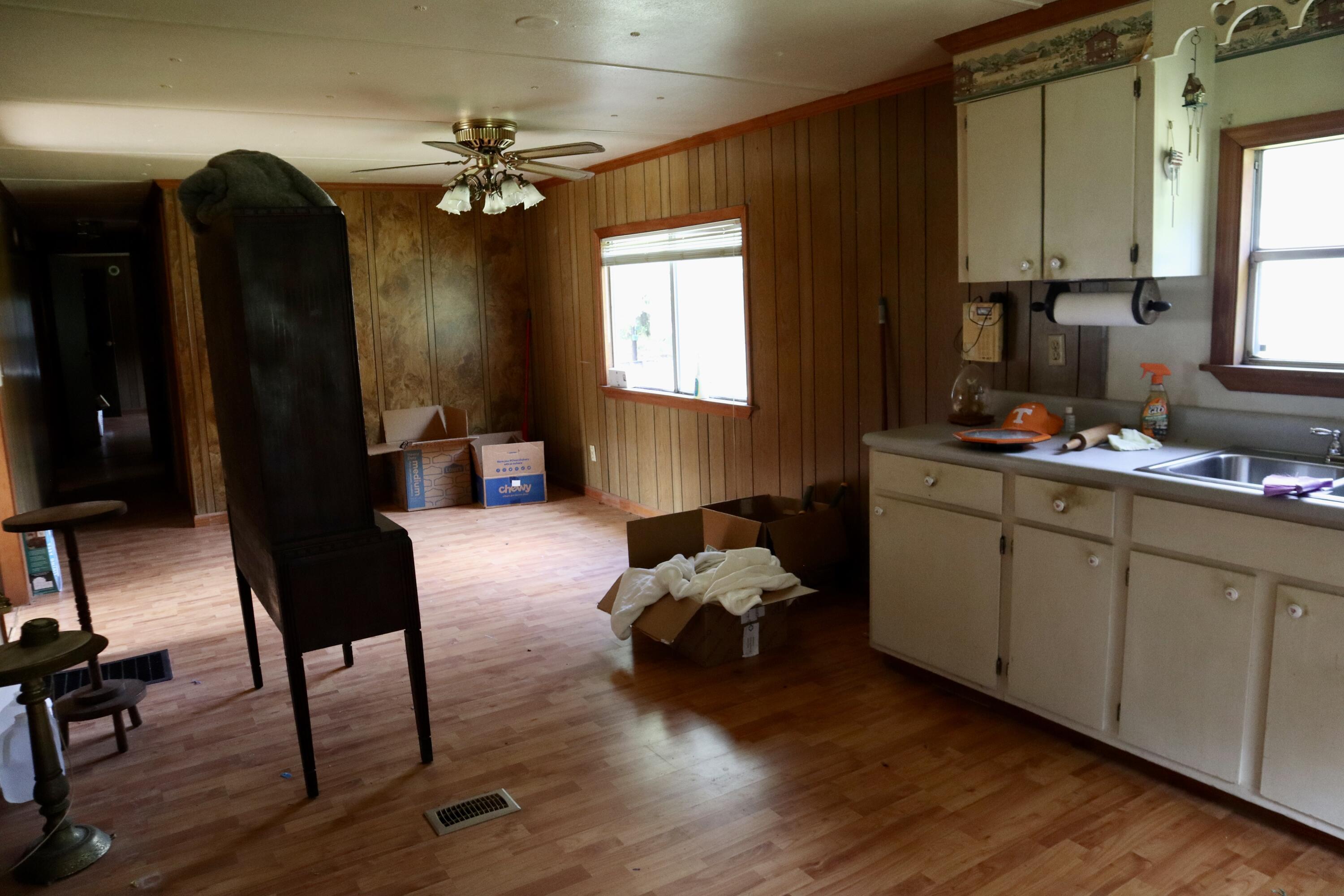 128 Gilleys Court