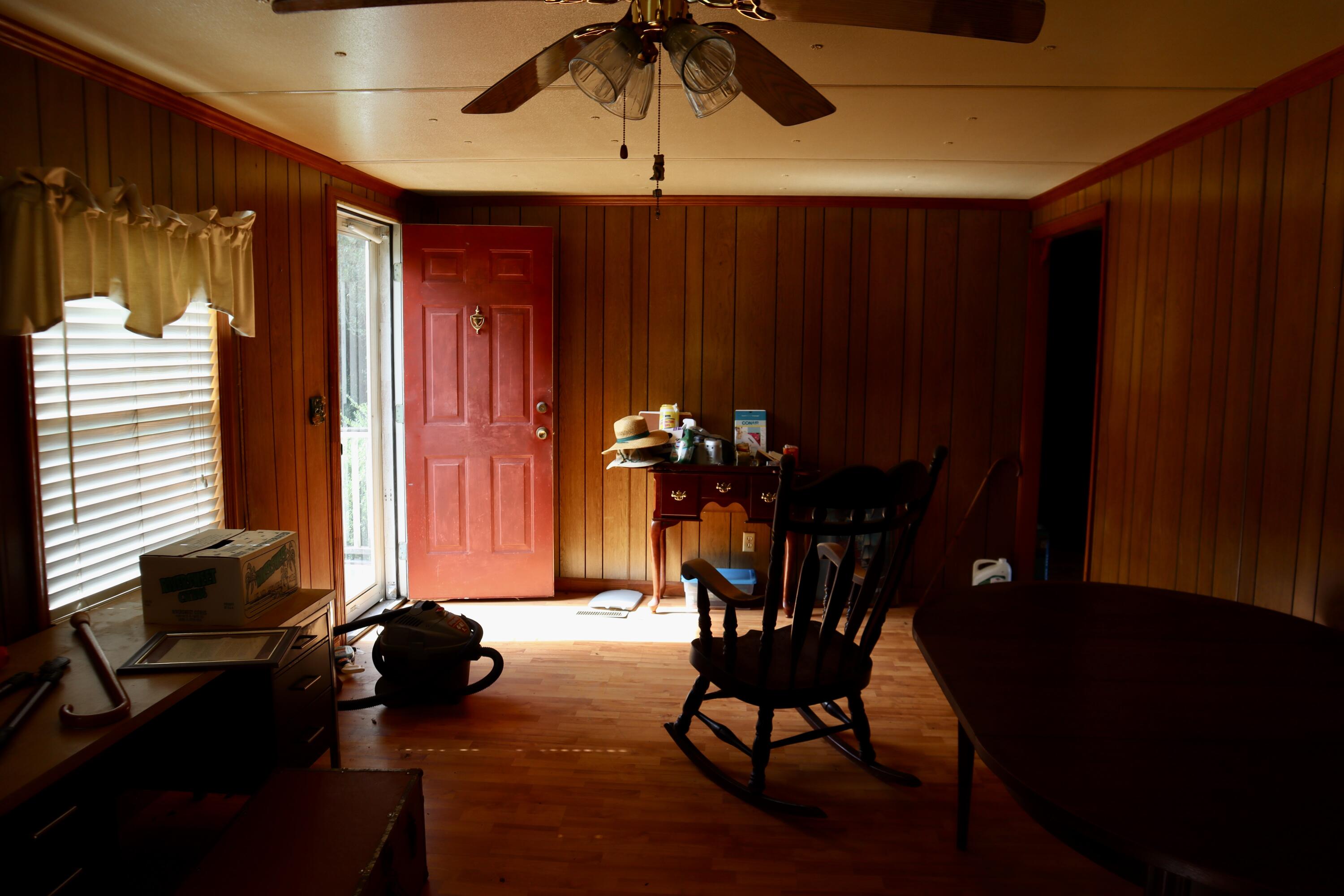 128 Gilleys Court