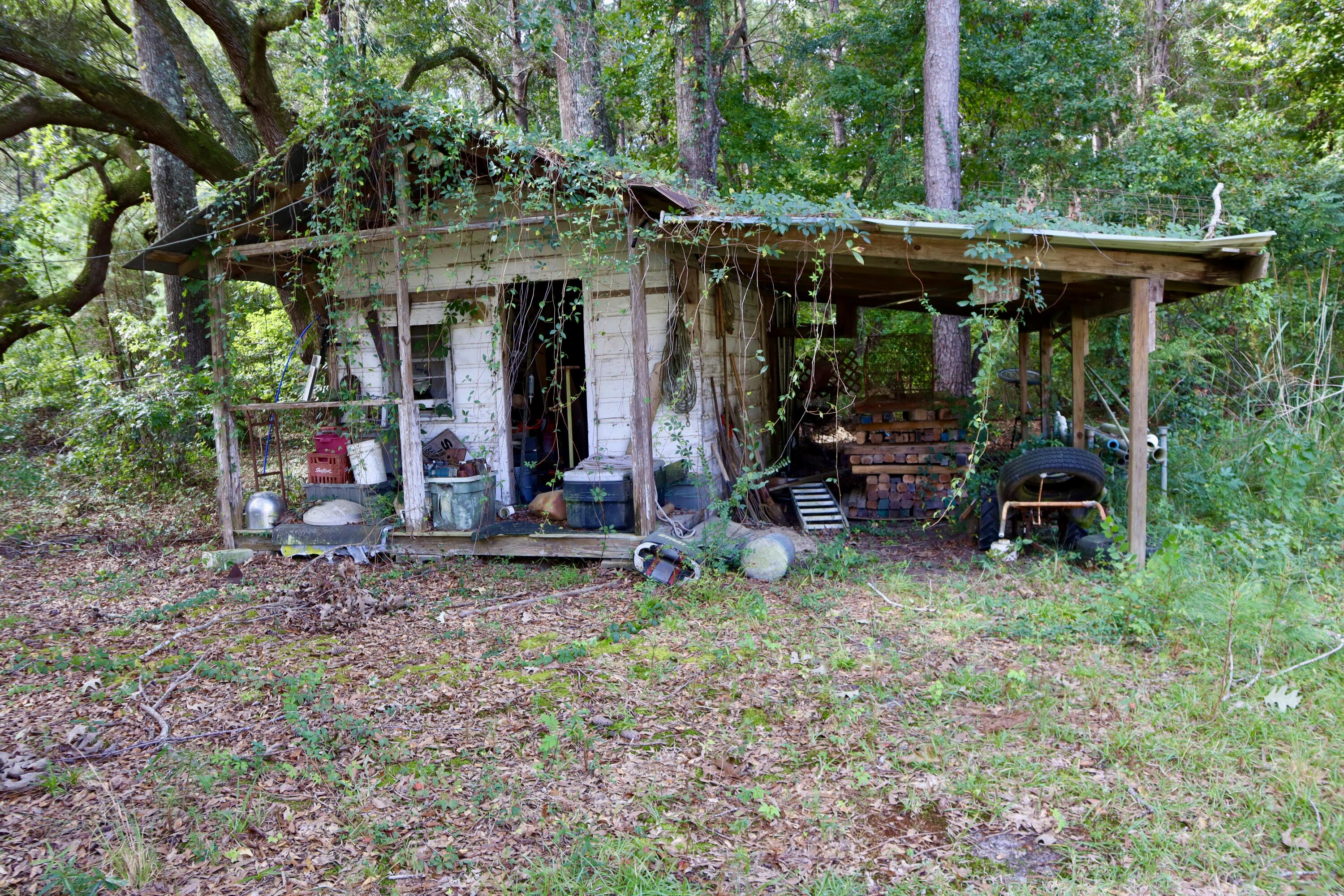128 Gilleys Court