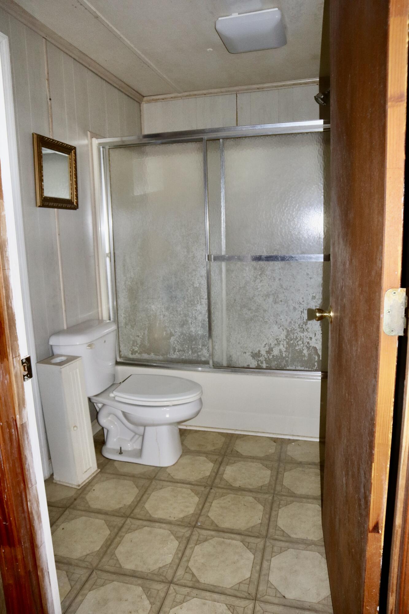 128 Gilleys Court