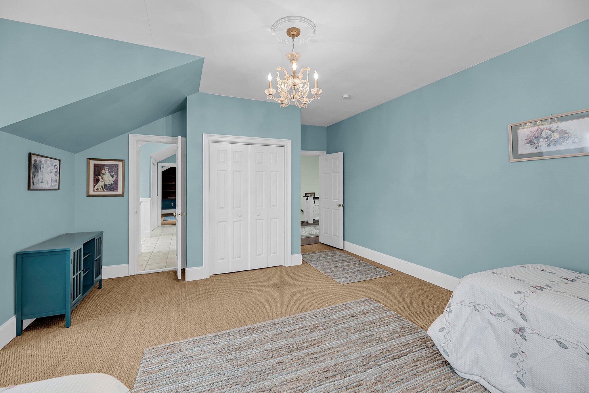 4584 Olde Smoak House Road, Hollywood