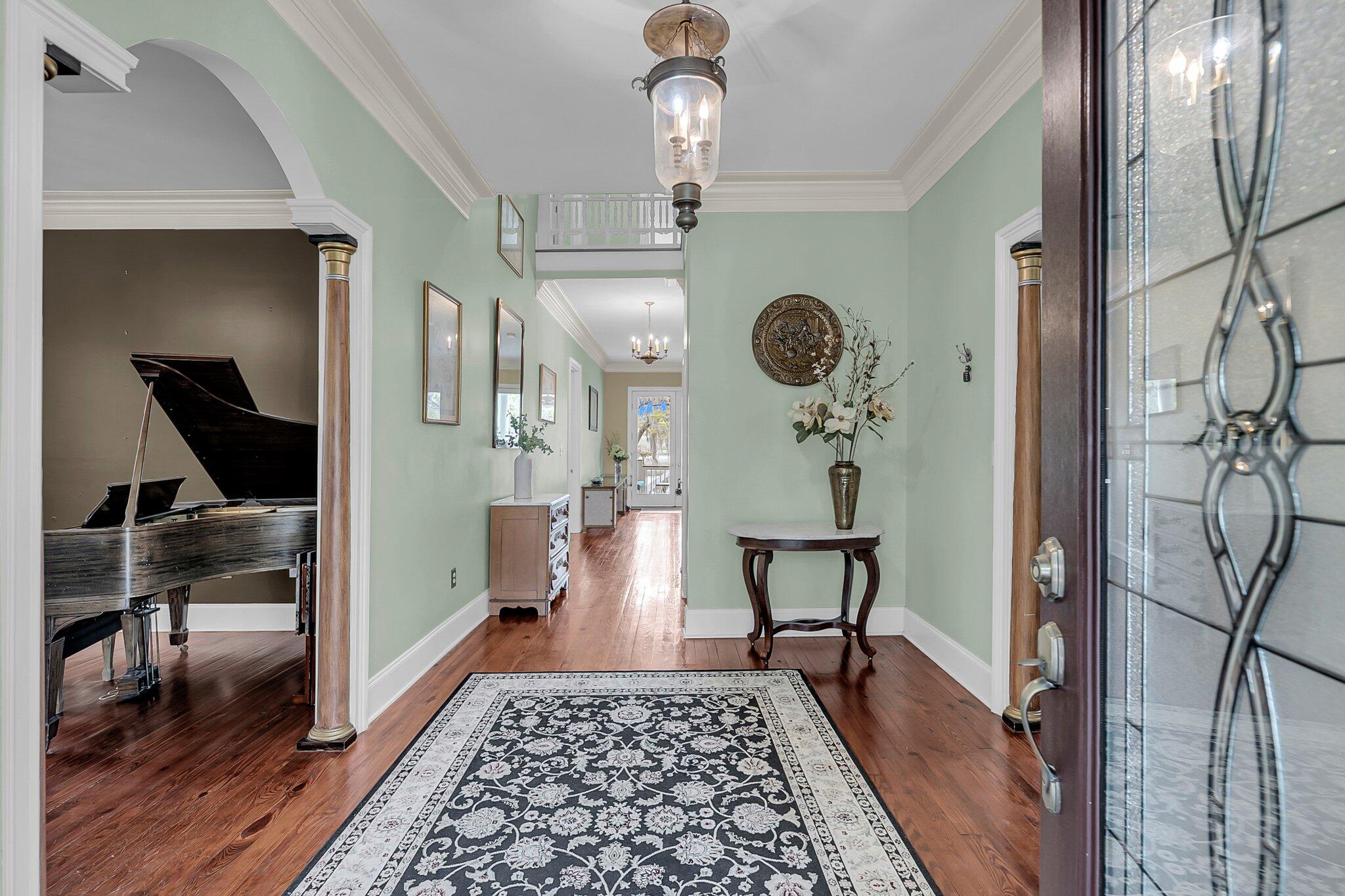 4584 Olde Smoak House Road, Hollywood