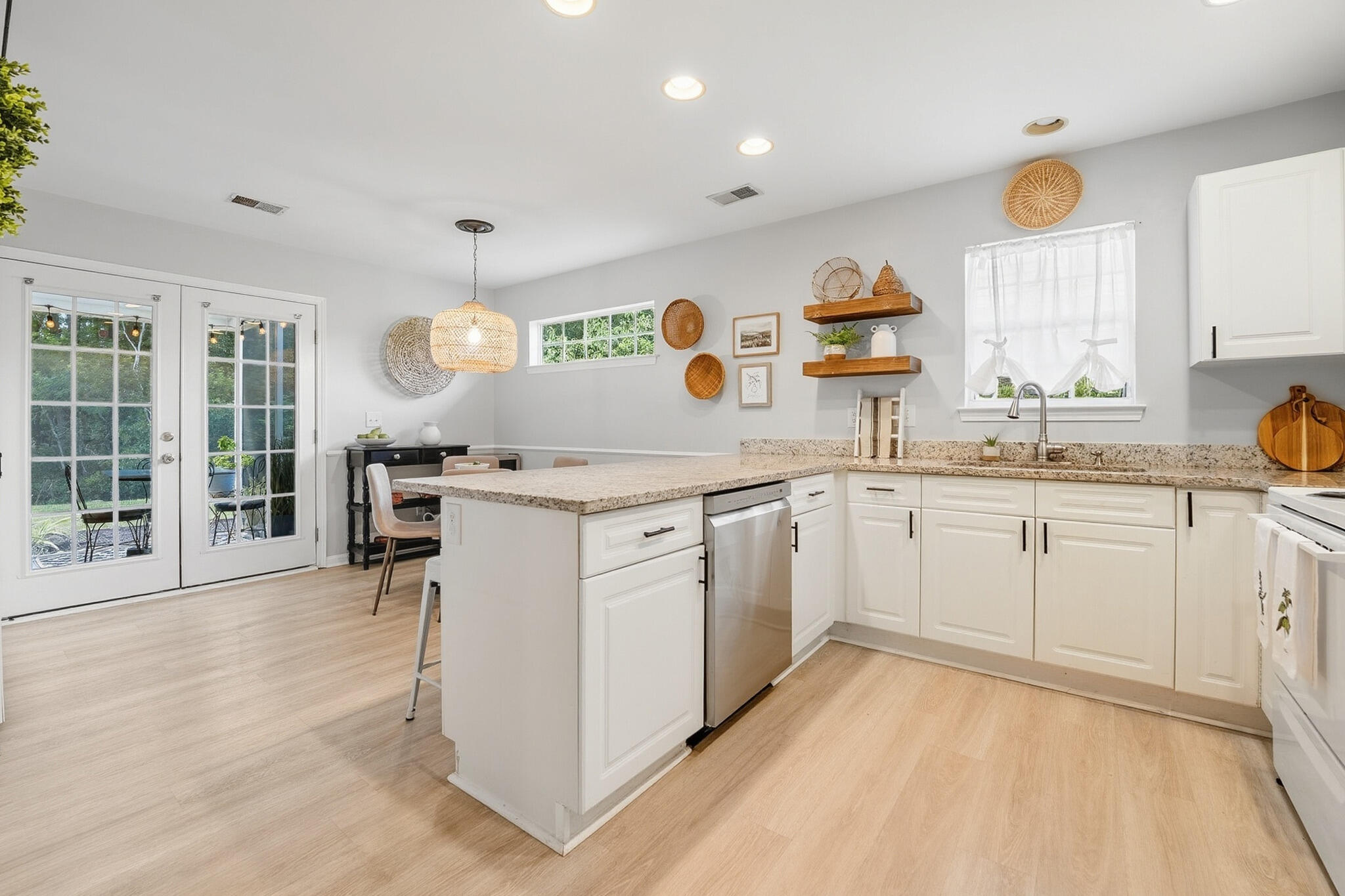 2260 Kings Gate Lane