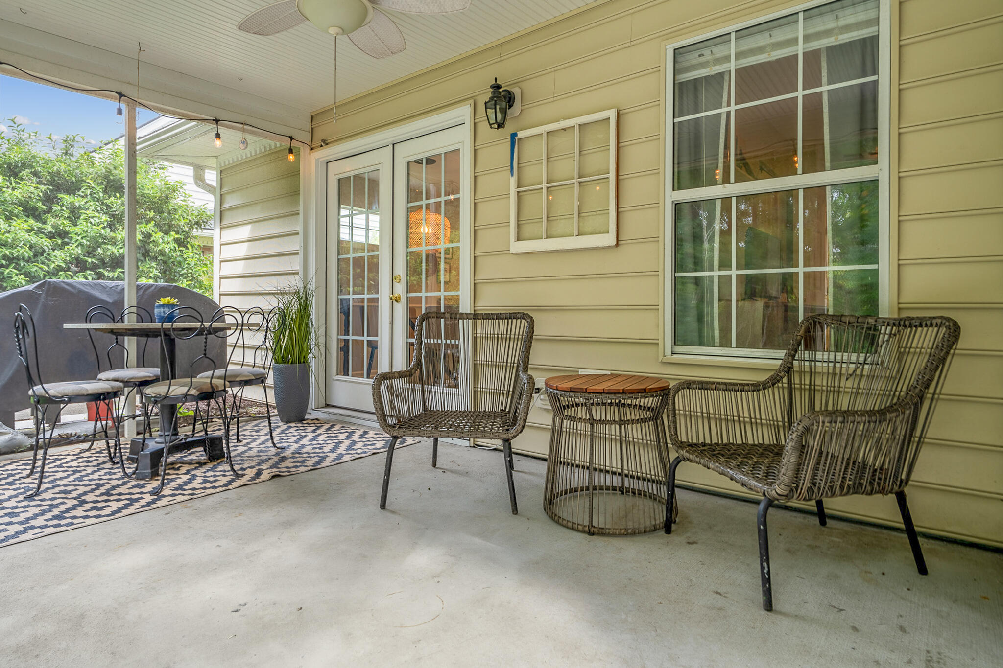 2260 Kings Gate Lane