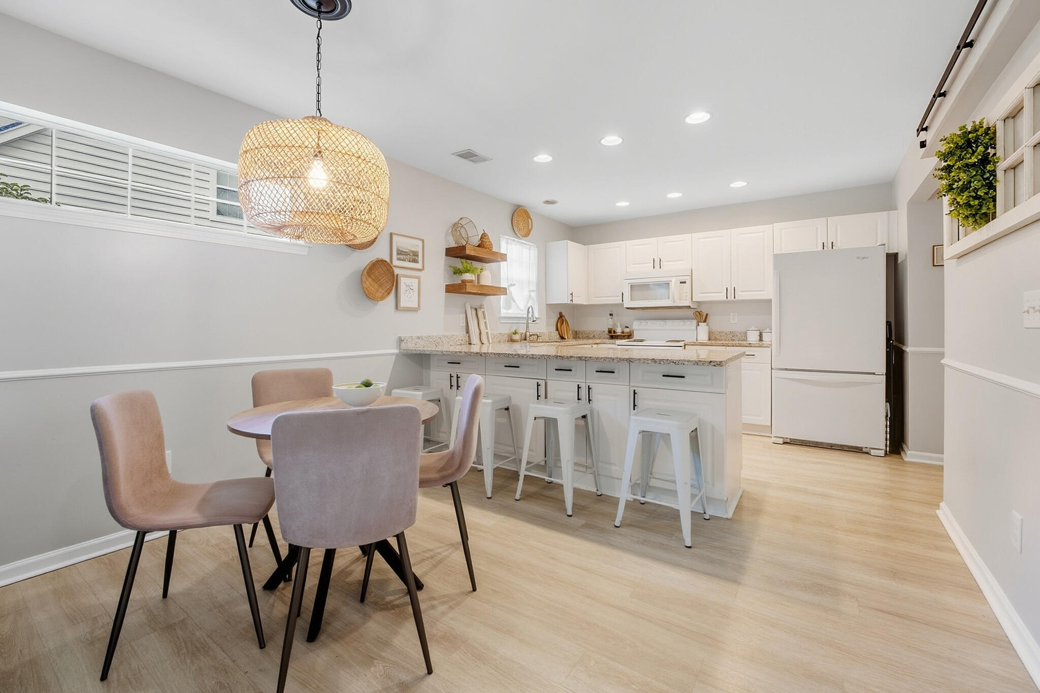 2260 Kings Gate Lane