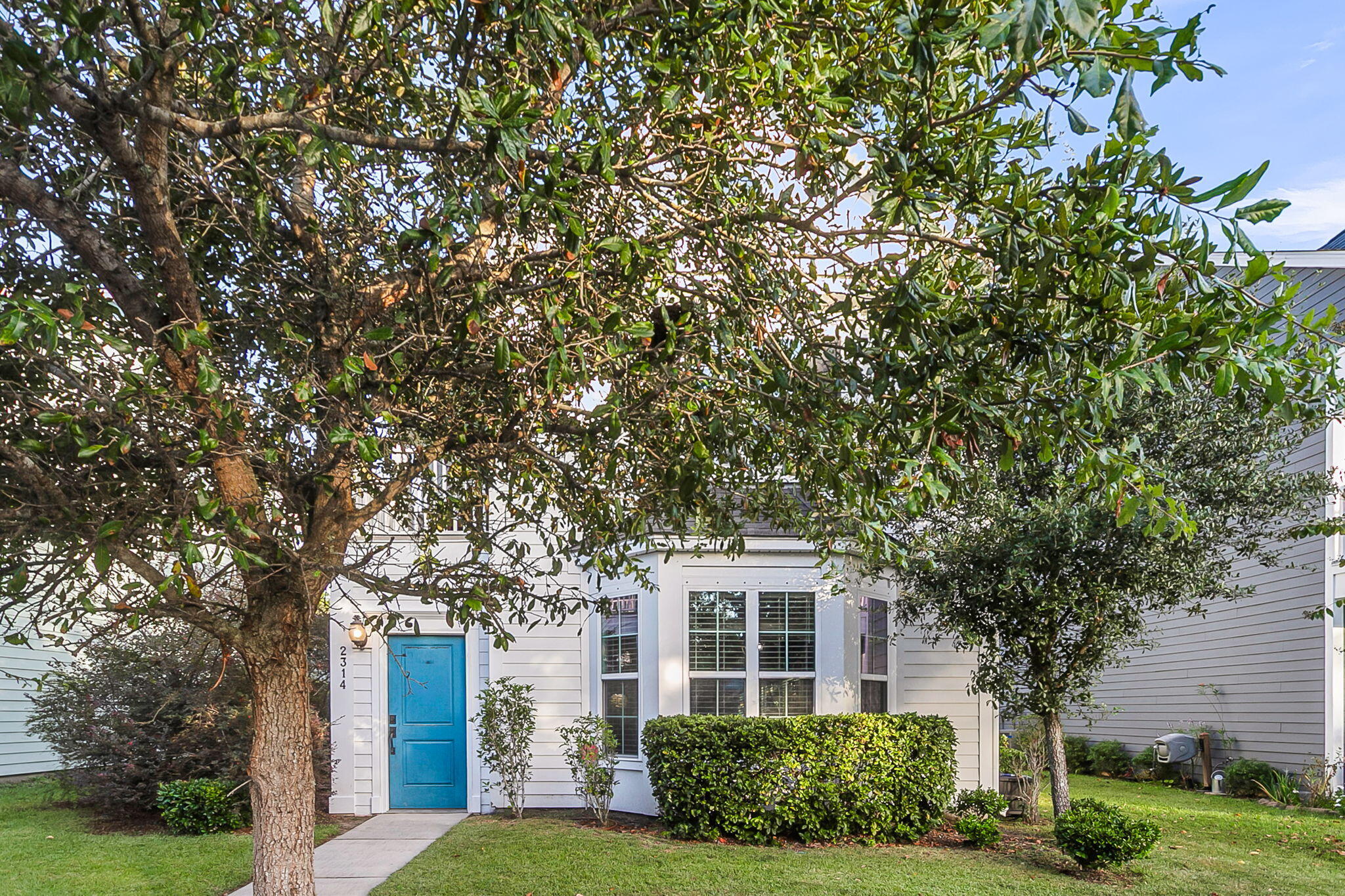 2314 Grandiflora Boulevard