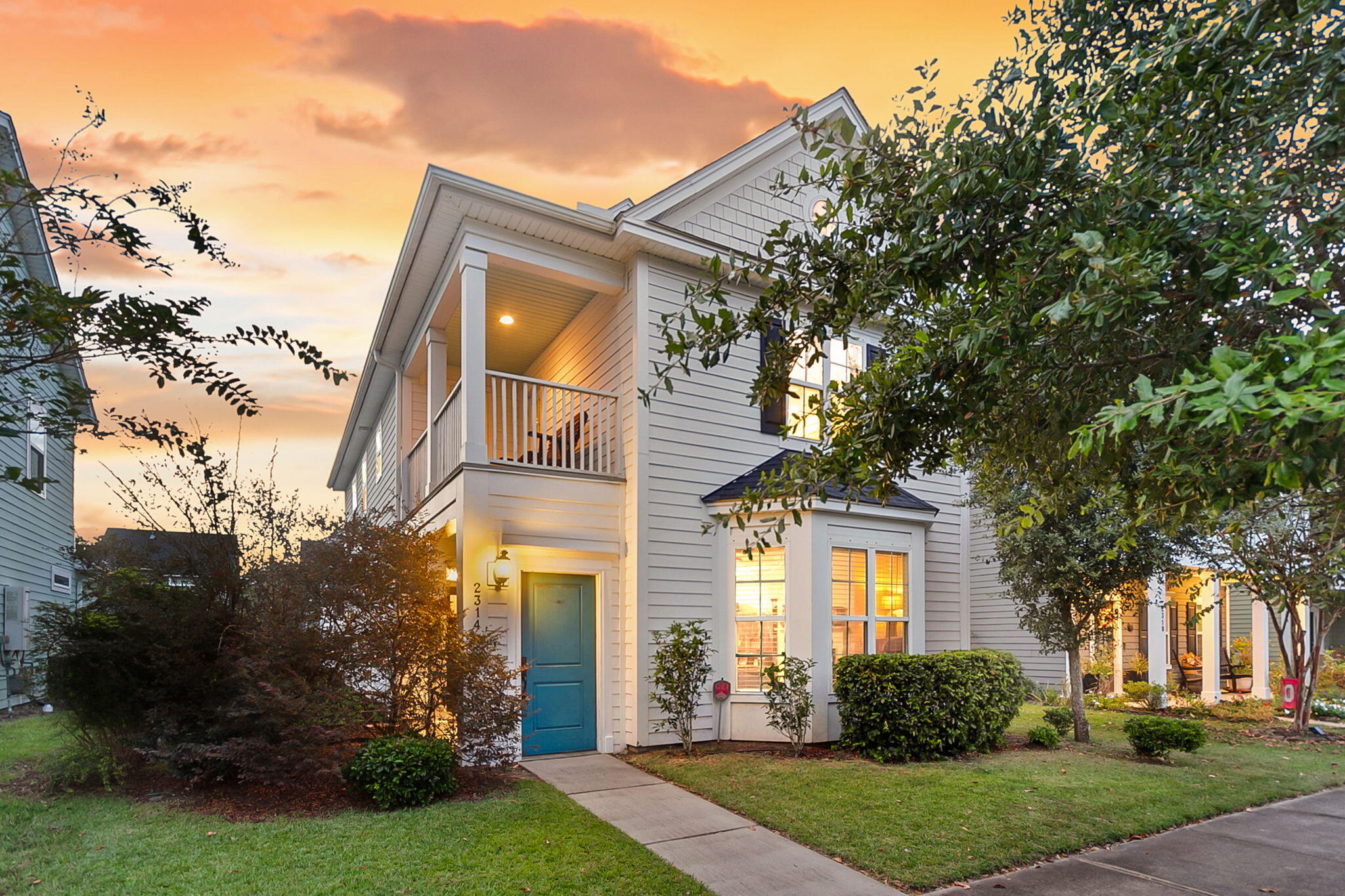 2314 Grandiflora Boulevard