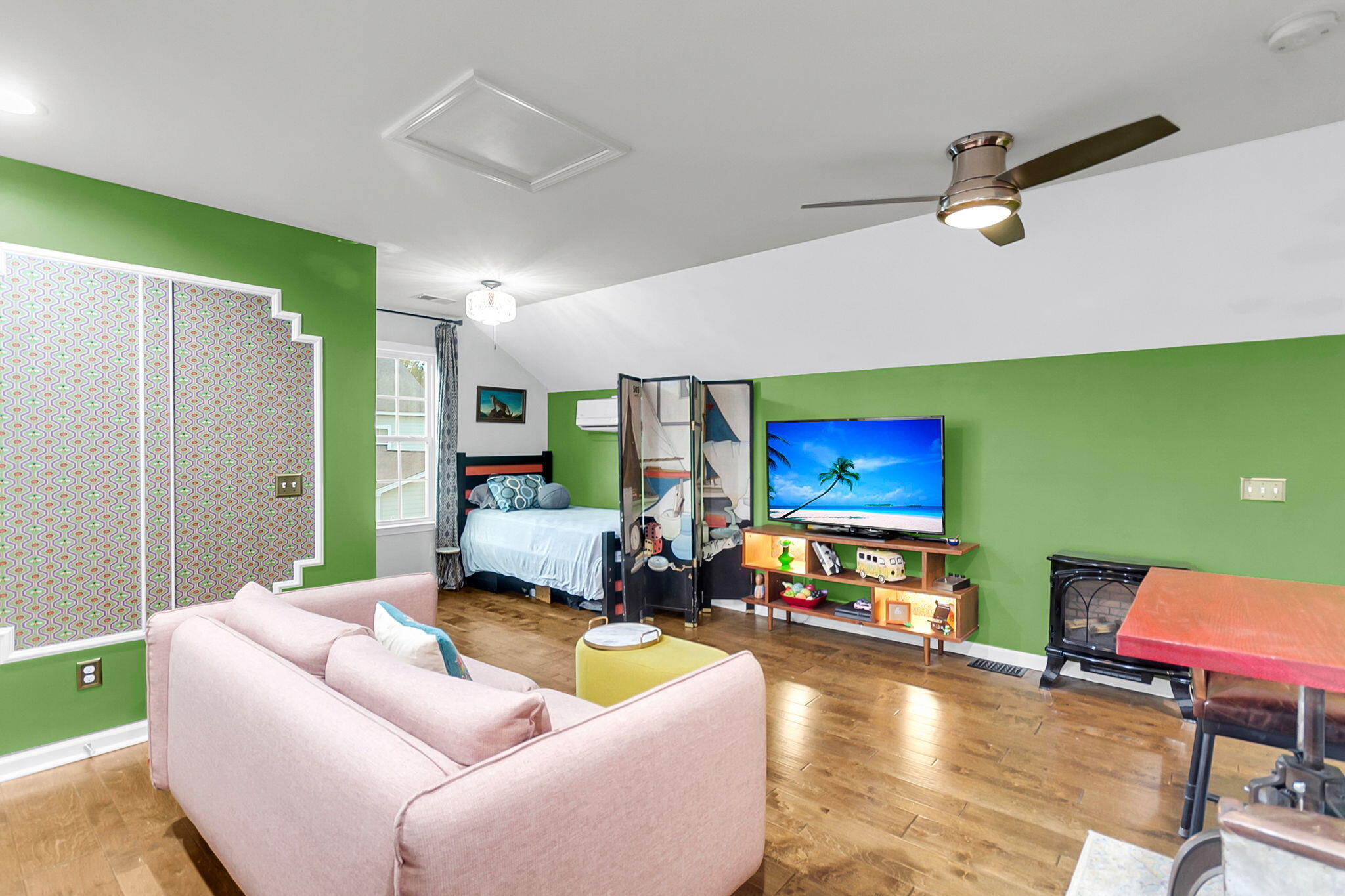 2314 Grandiflora Boulevard