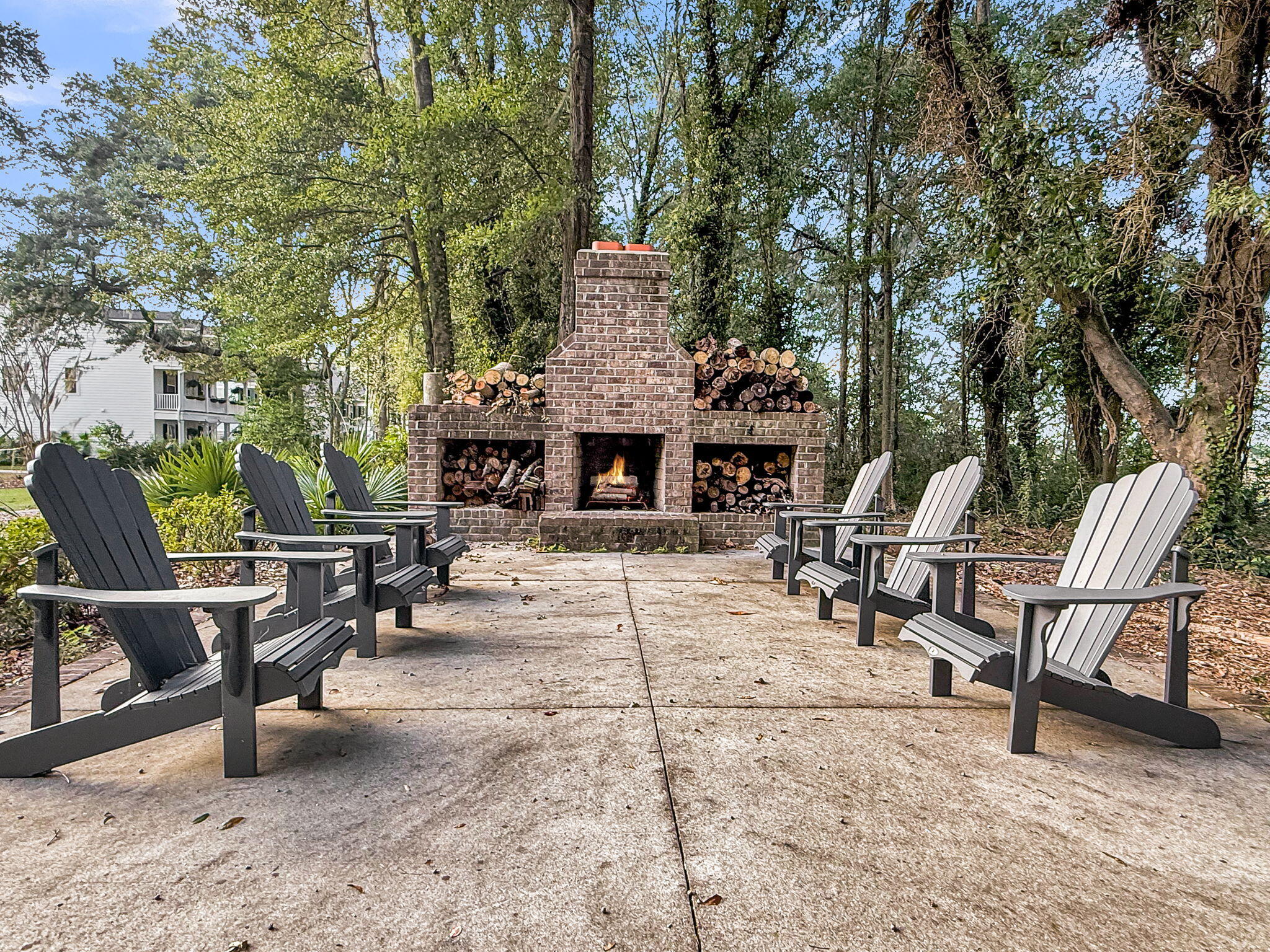 2314 Grandiflora Boulevard