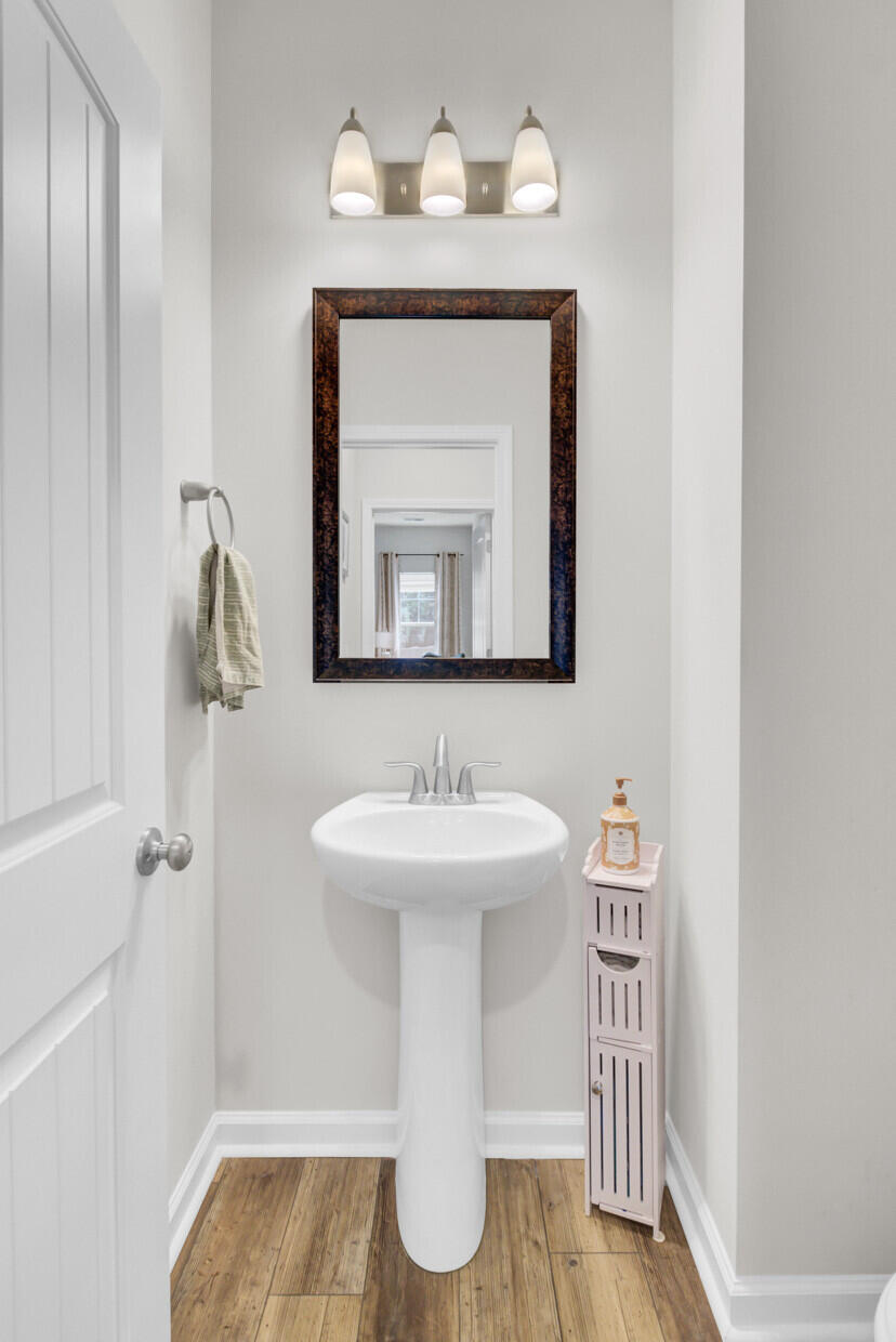 1005 Saltwater Circle