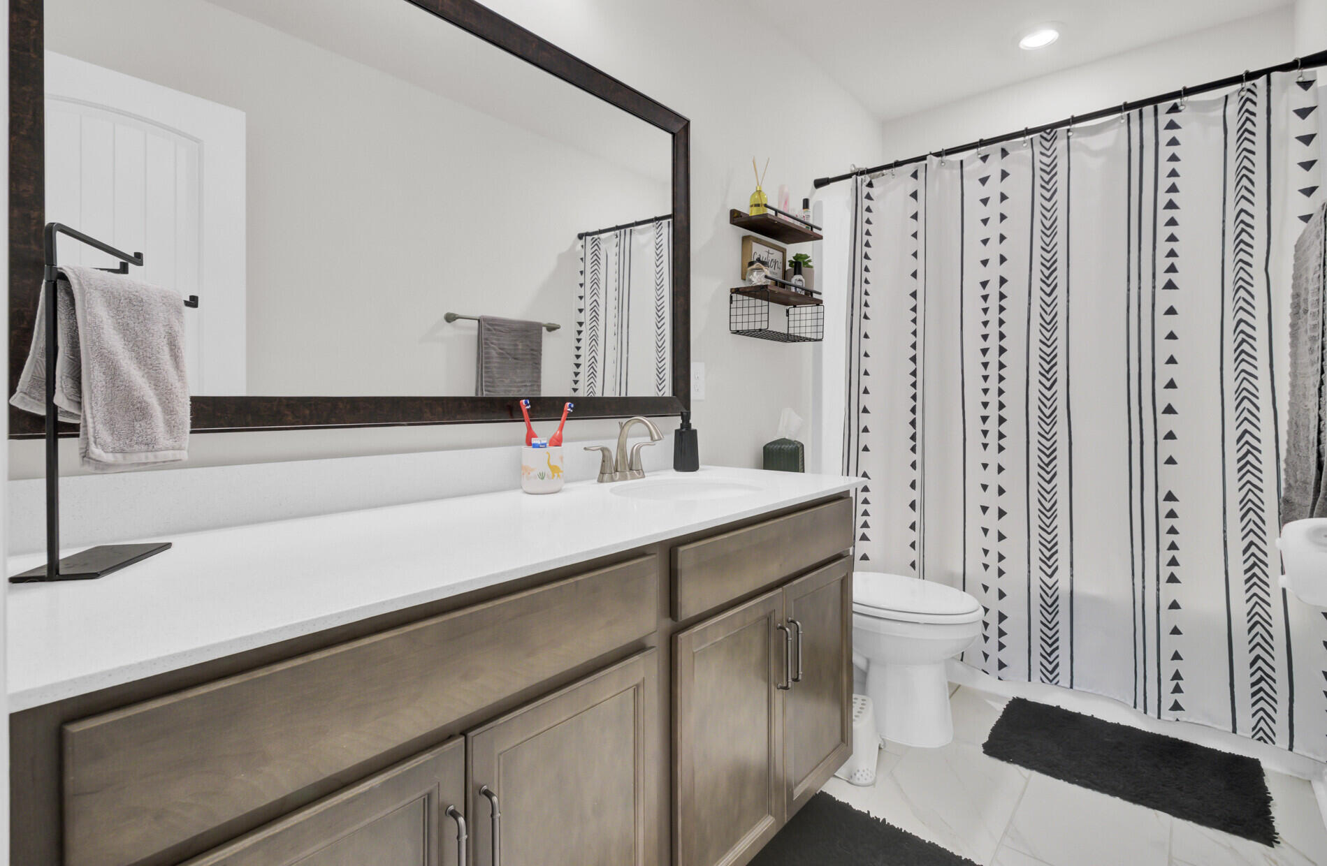 1005 Saltwater Circle