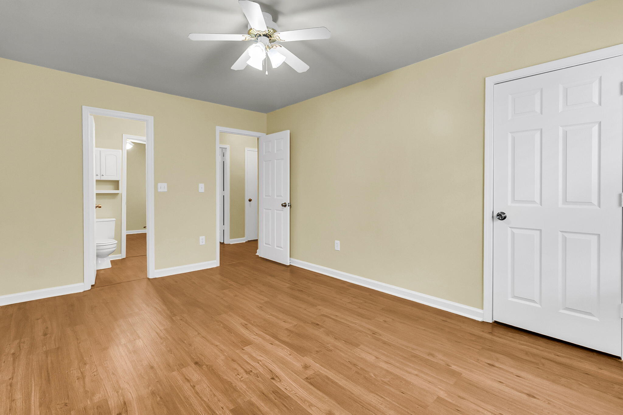 6239 Lucille Drive Drive # D Unit: 17-D