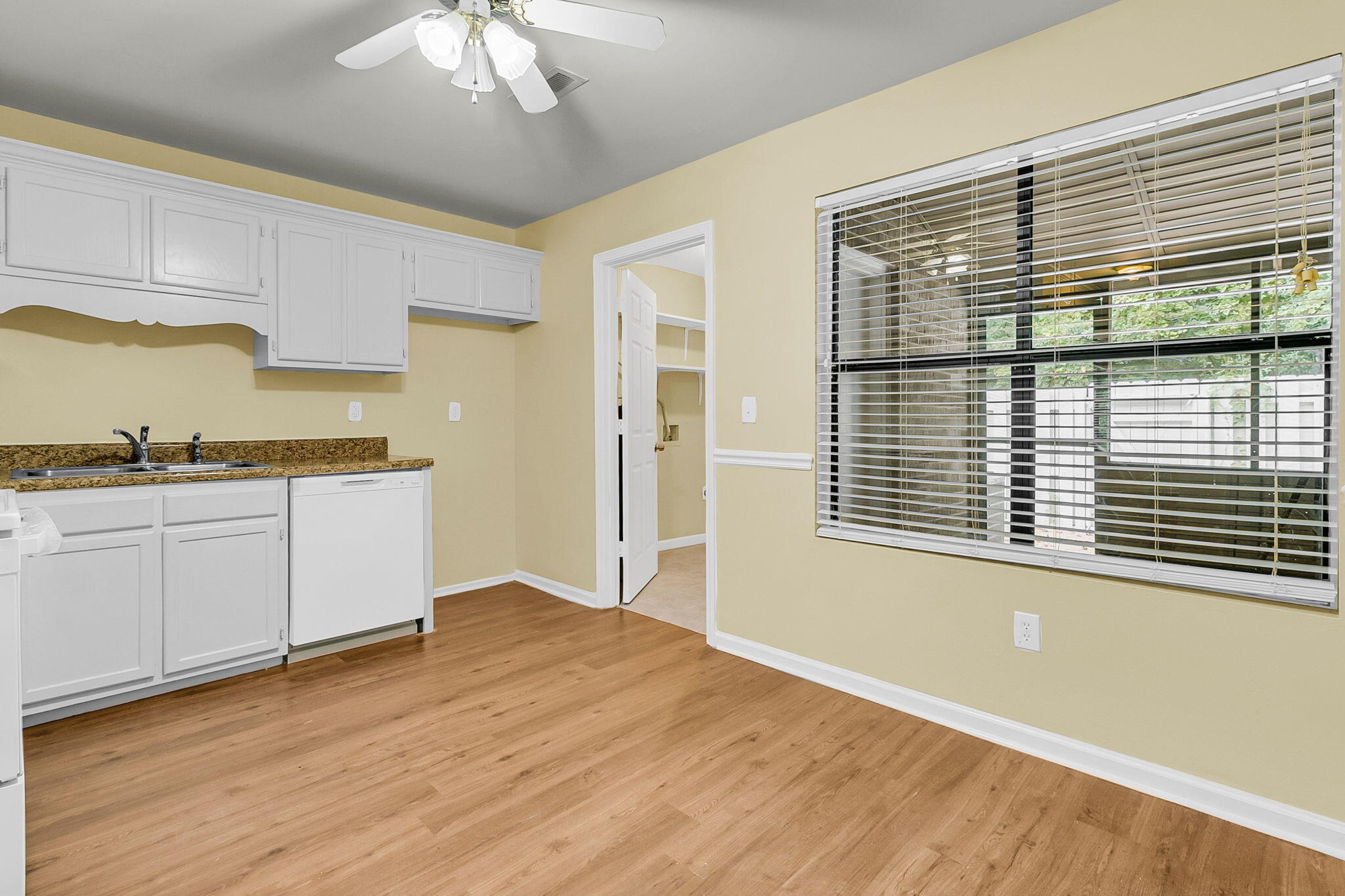 6239 Lucille Drive Drive # D Unit: 17-D