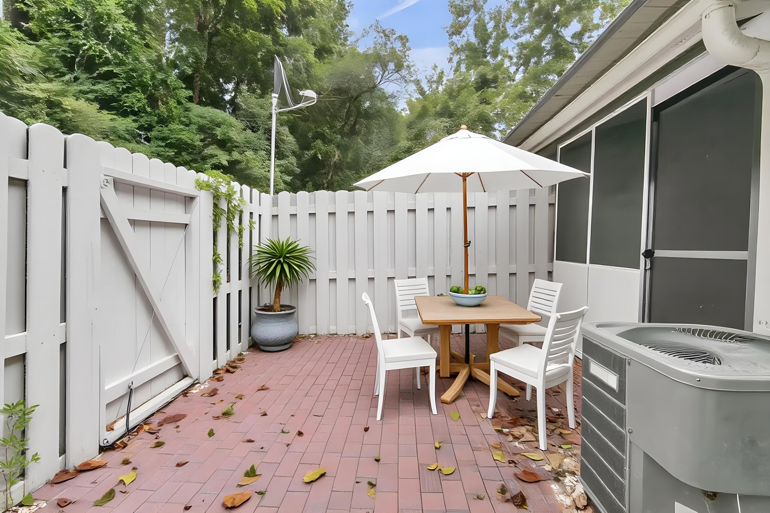 6239 Lucille Drive Drive # D Unit: 17-D
