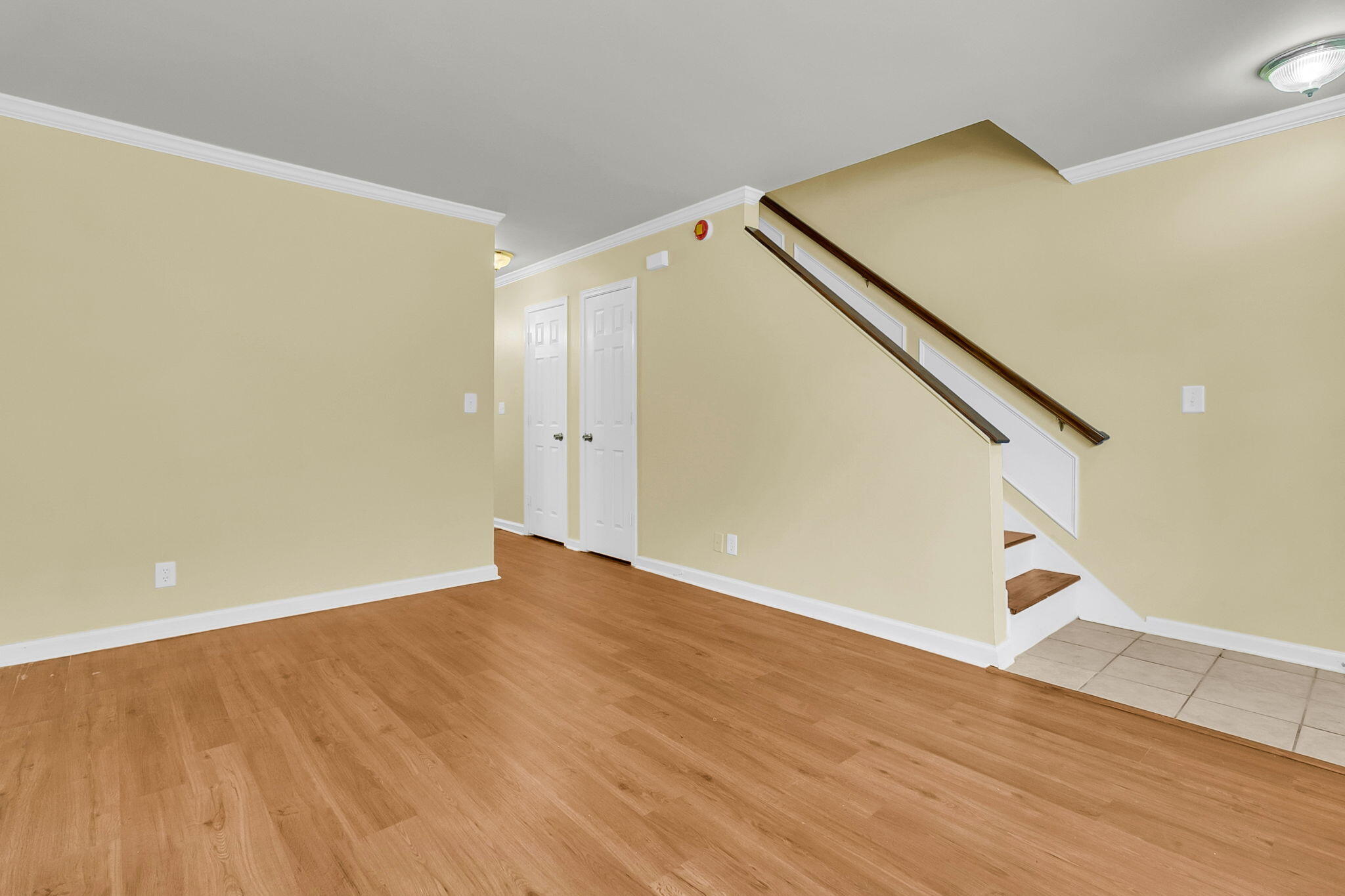 6239 Lucille Drive Drive # D Unit: 17-D