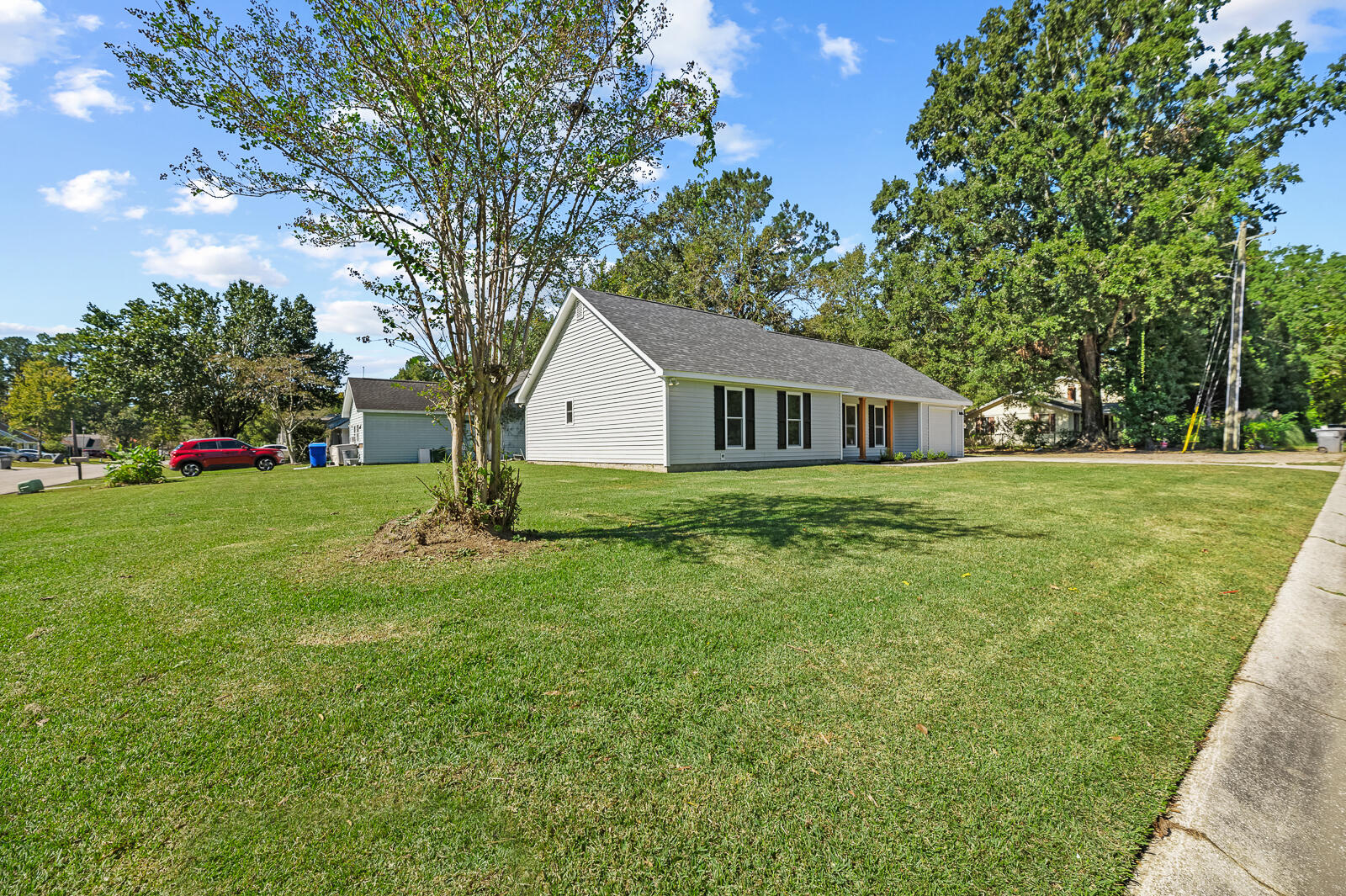 2916 Salamander Creek Lane