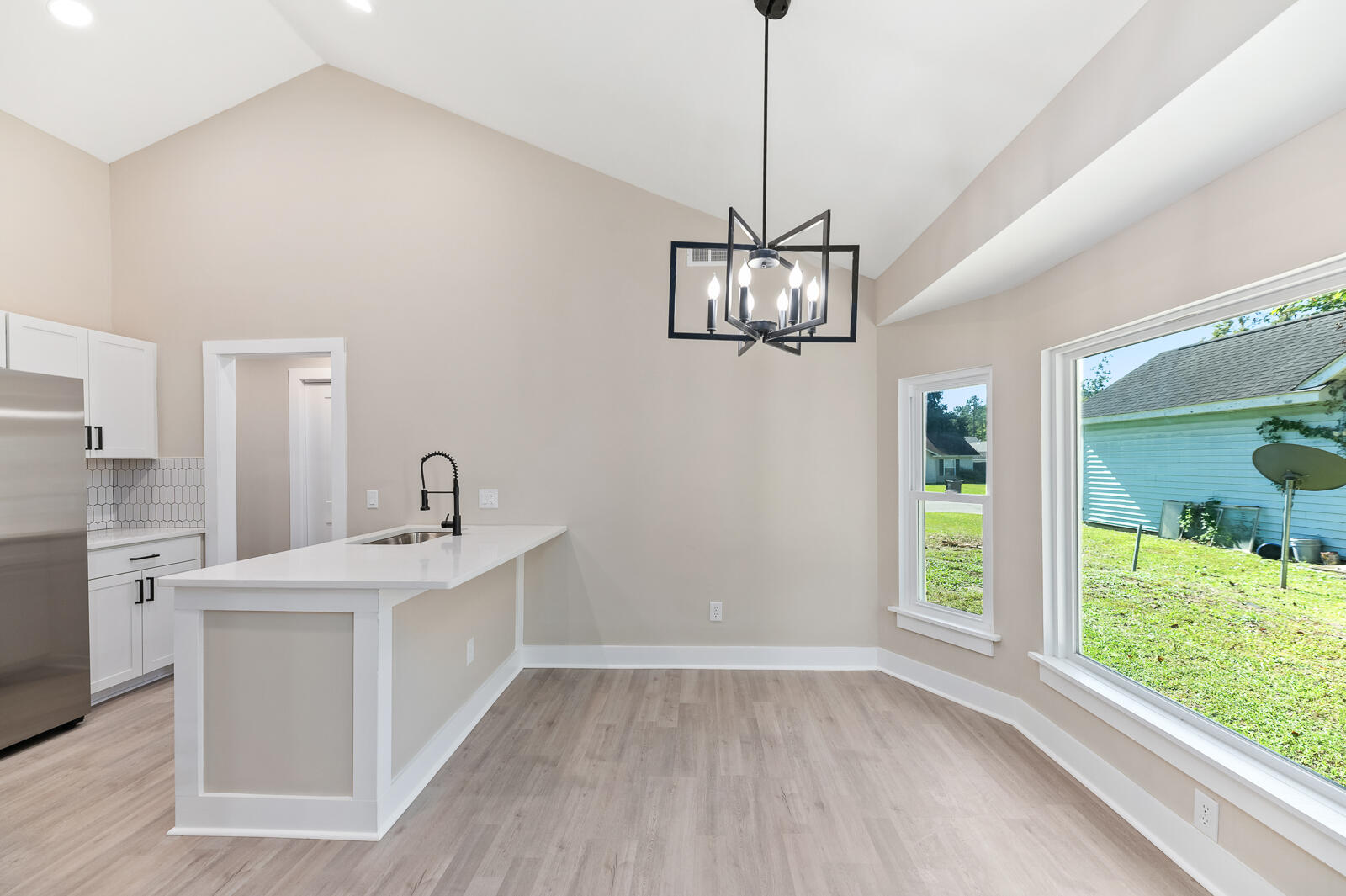 2916 Salamander Creek Lane