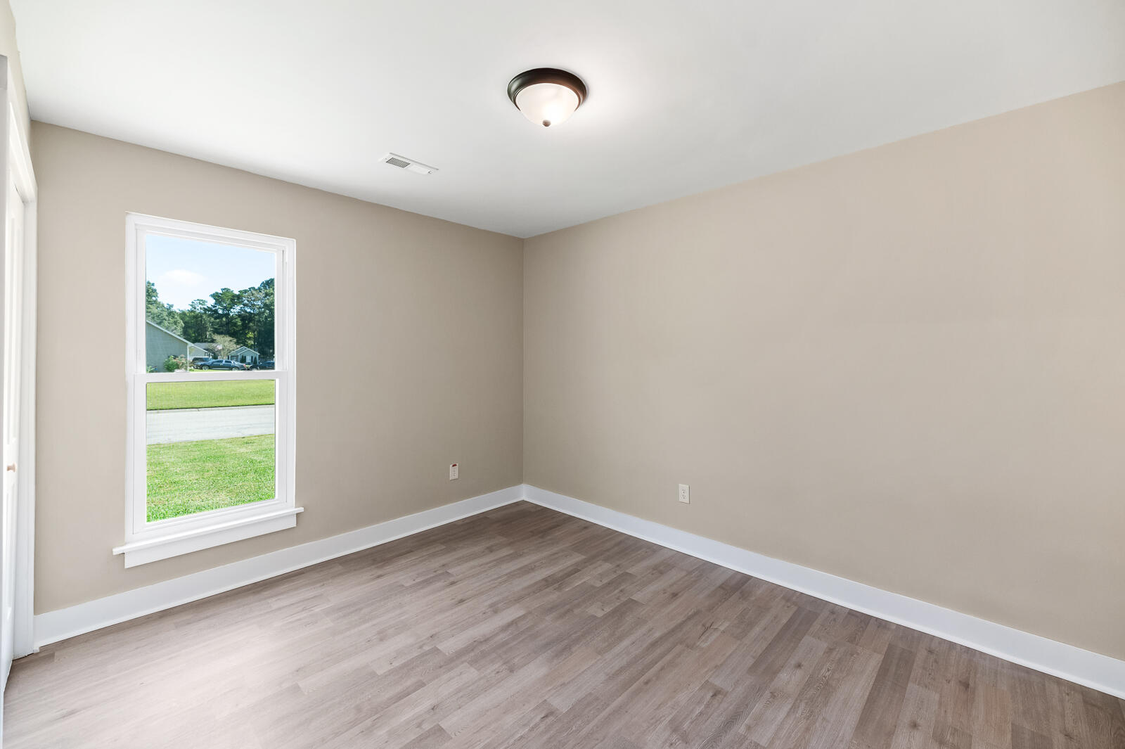 2916 Salamander Creek Lane