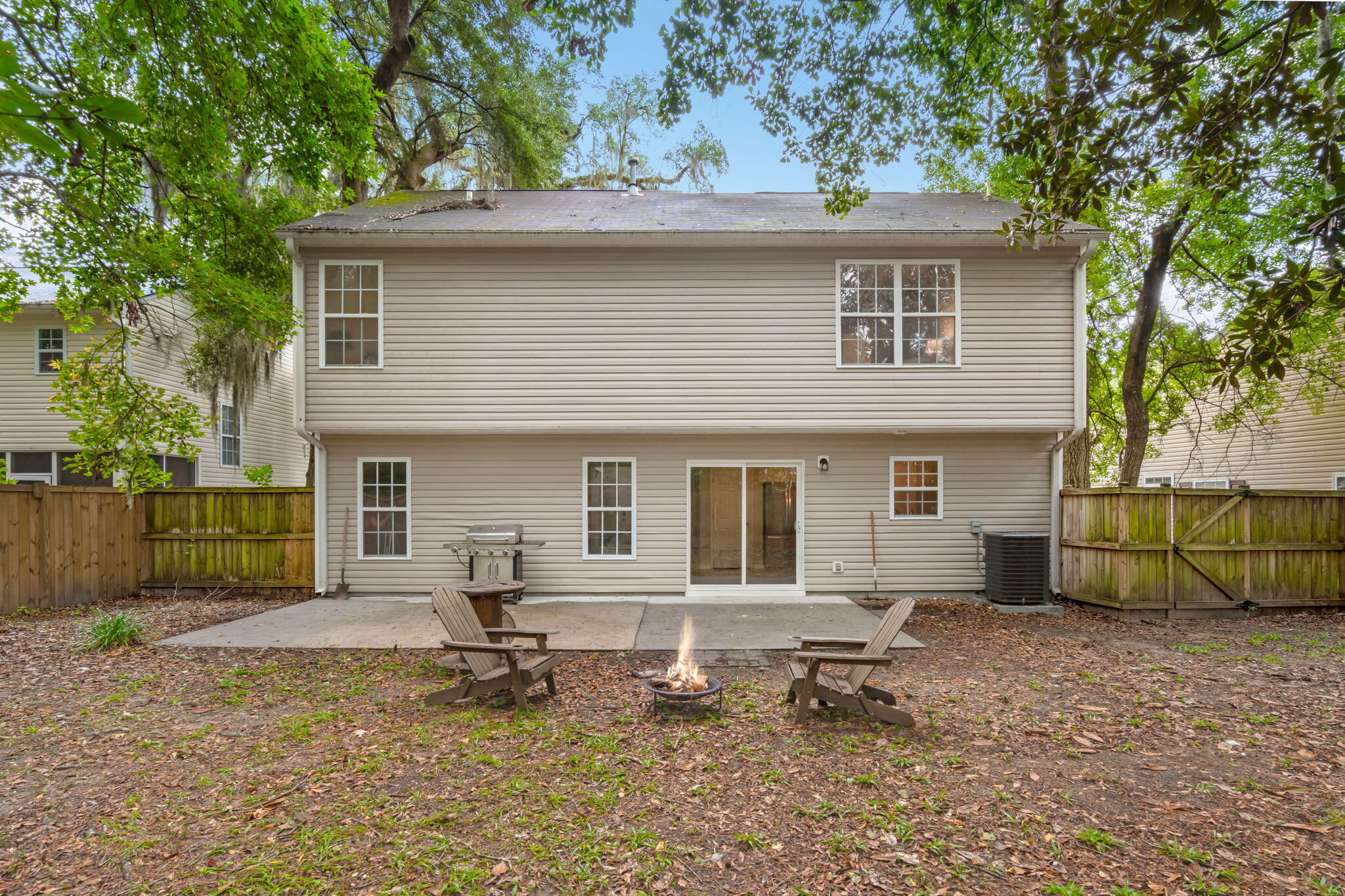 134 Moon Shadow Lane