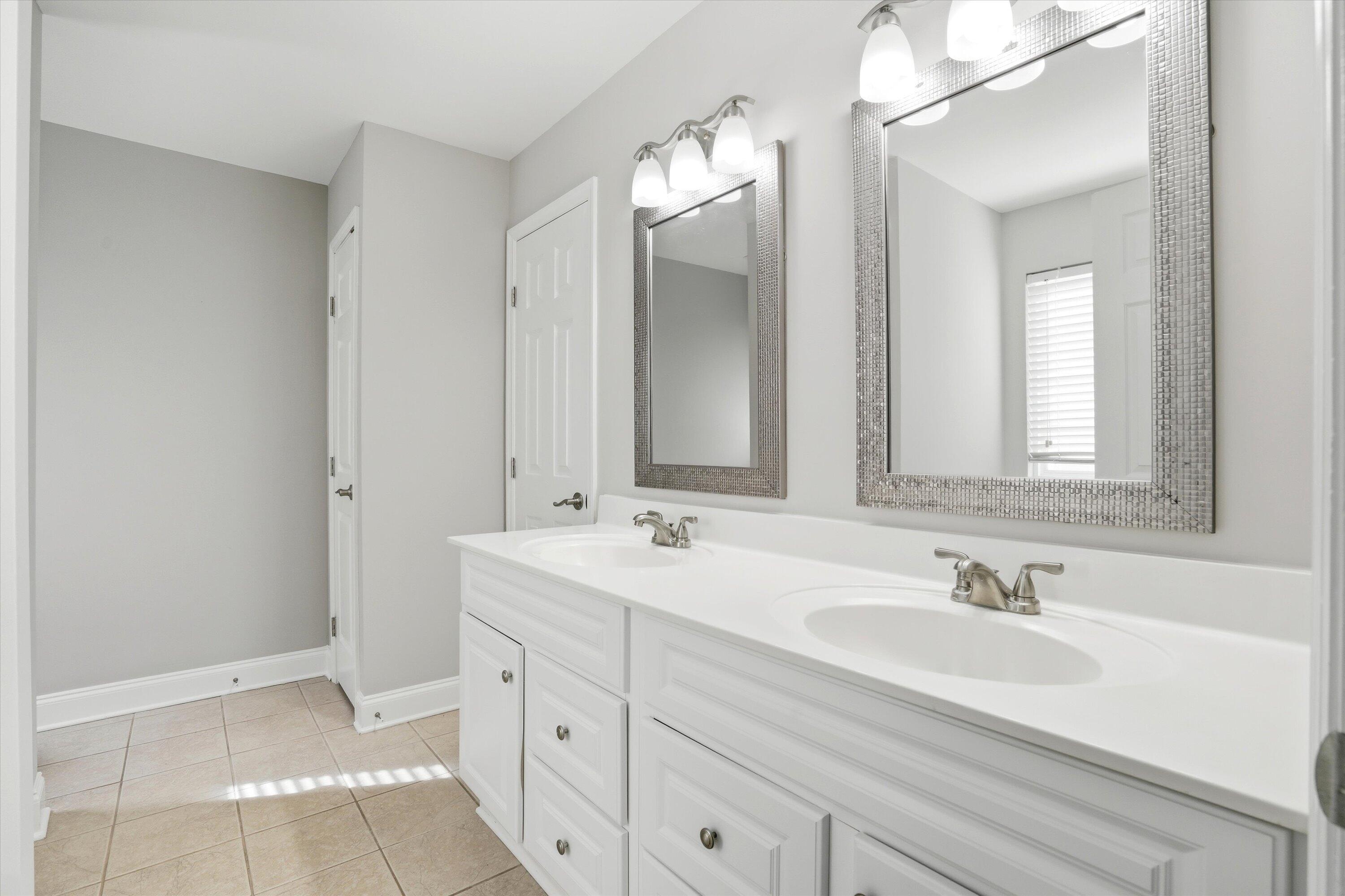 109 Arbor Oaks Drive