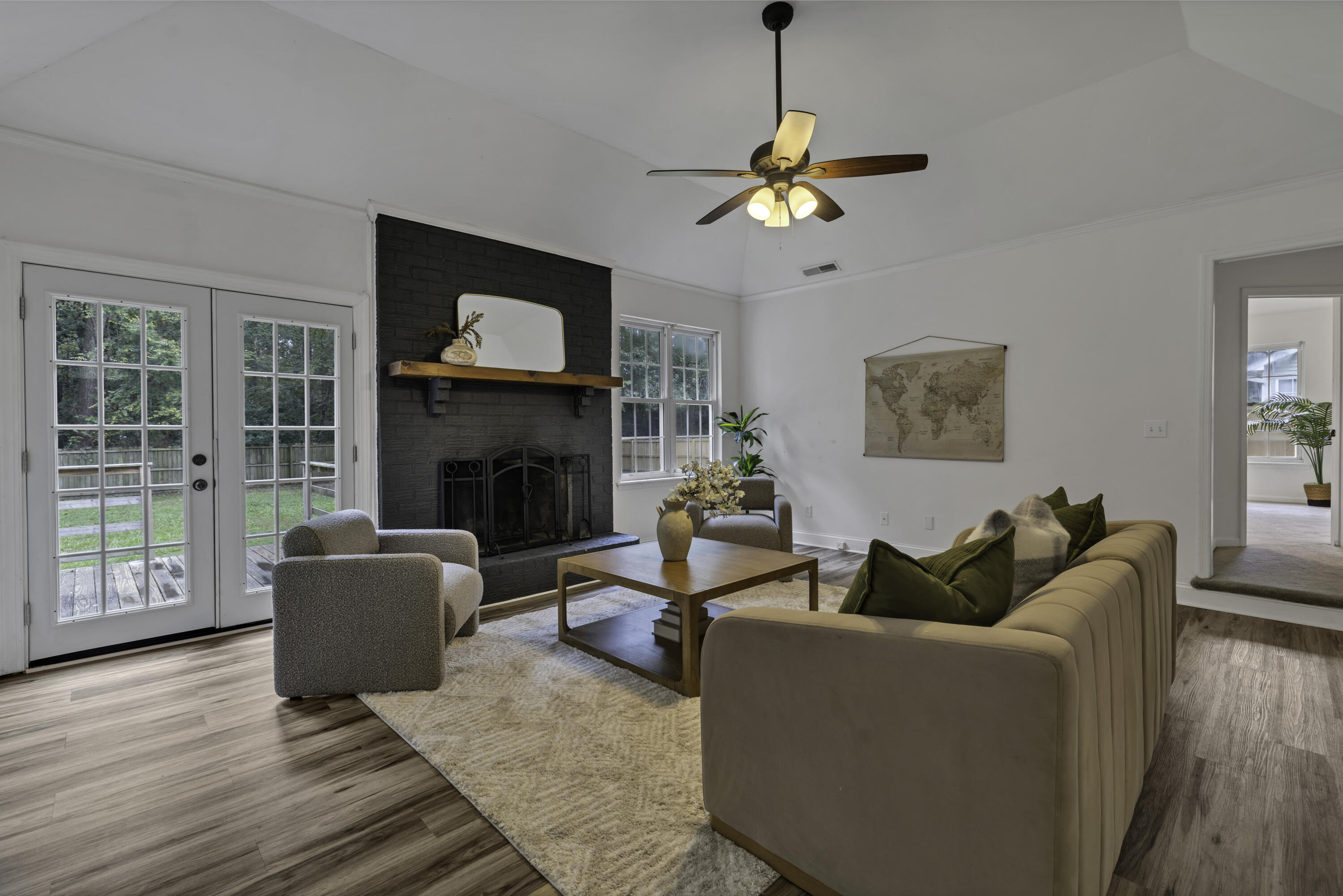 212 Trestlewood Drive