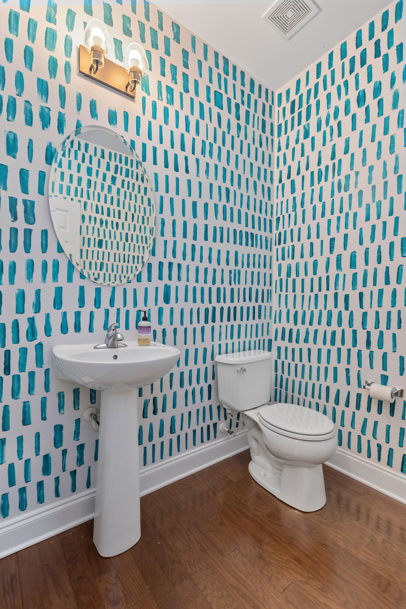 222 Foxbank Plantation Boulevard