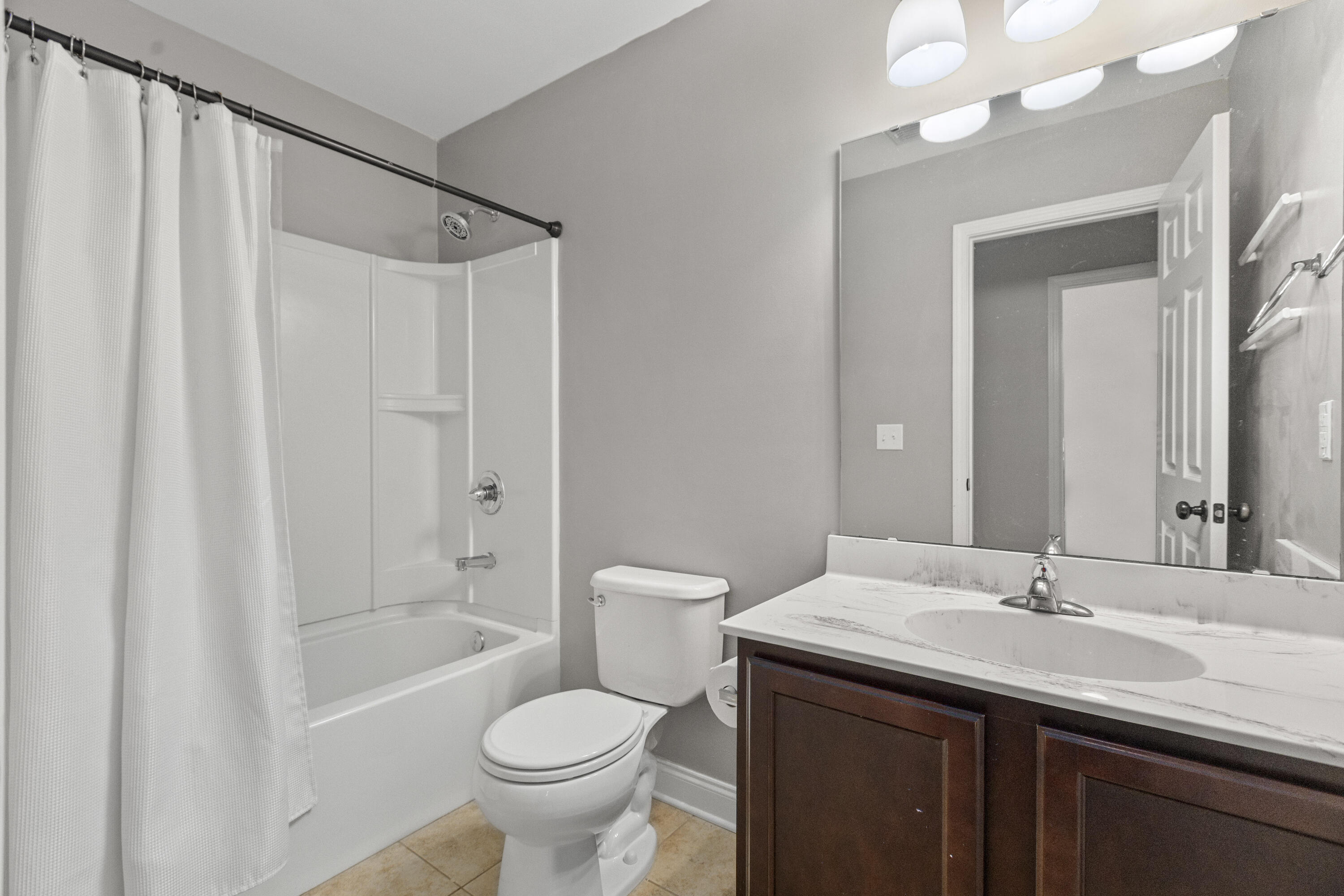 222 Foxbank Plantation Boulevard