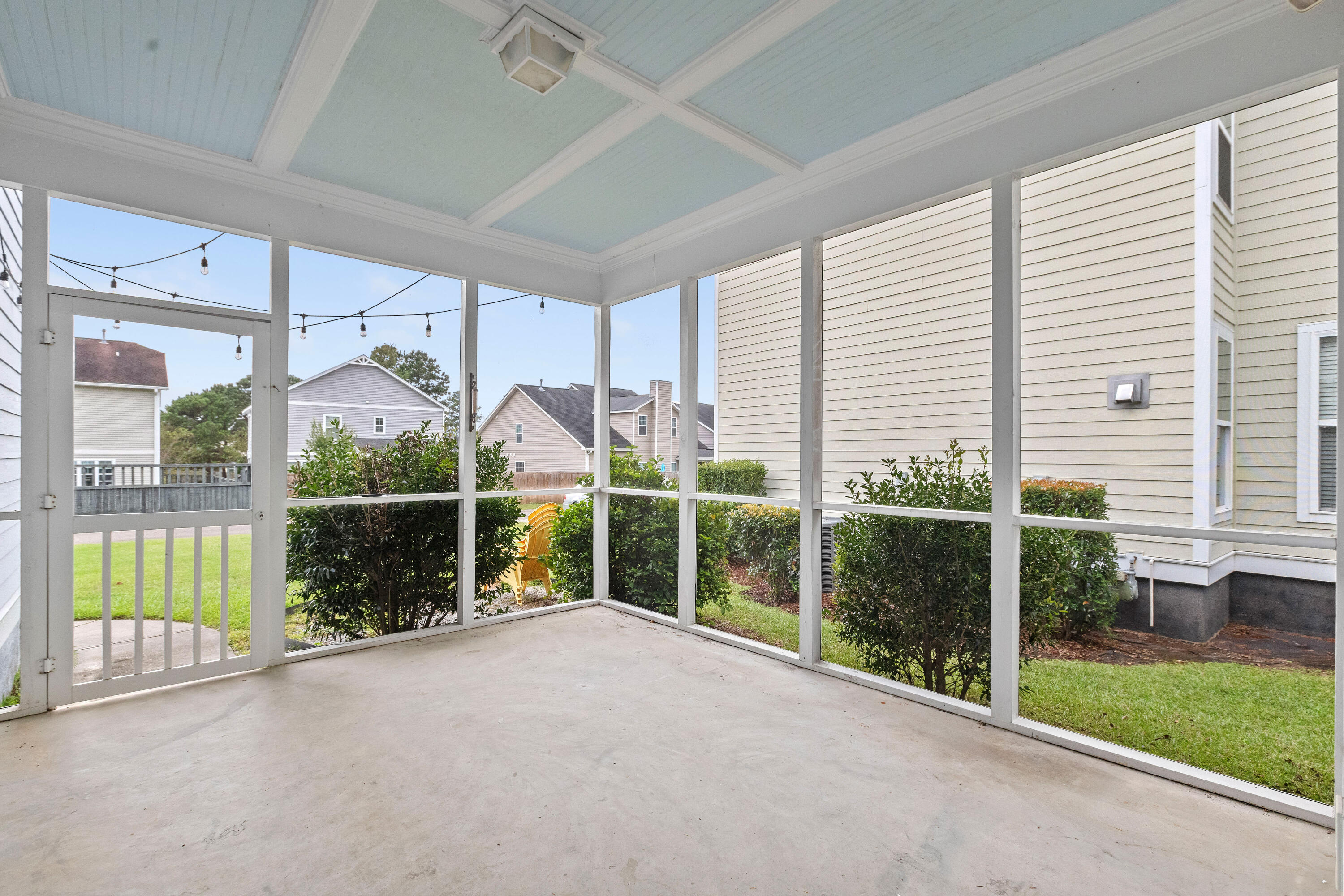 222 Foxbank Plantation Boulevard