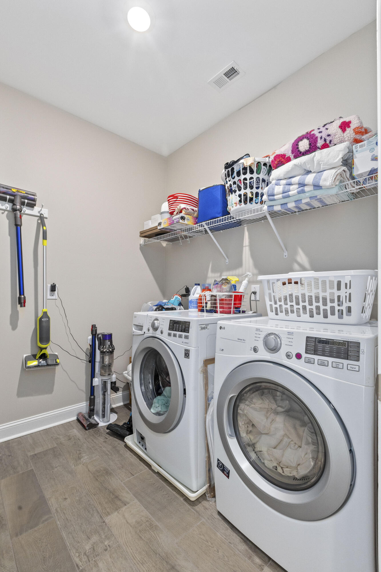 2856 Wagner Way, Mount Pleasant