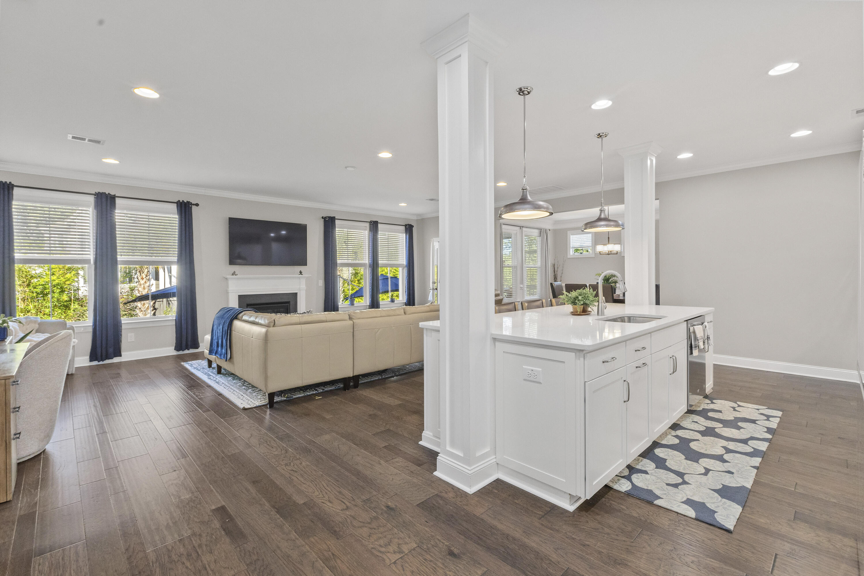 2856 Wagner Way, Mount Pleasant