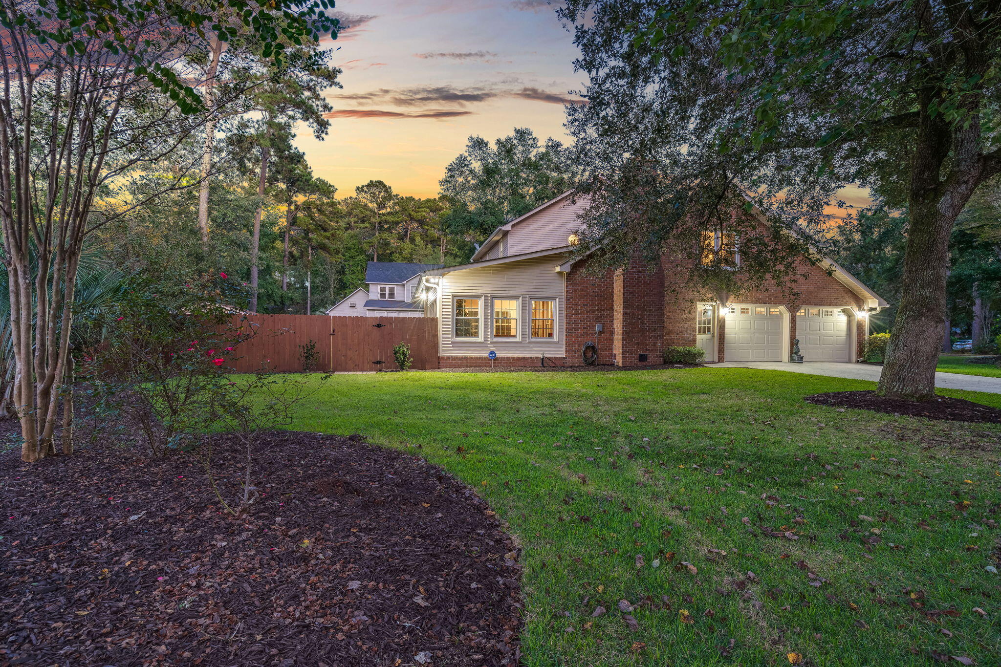 1120 Trotters Boulevard, Summerville