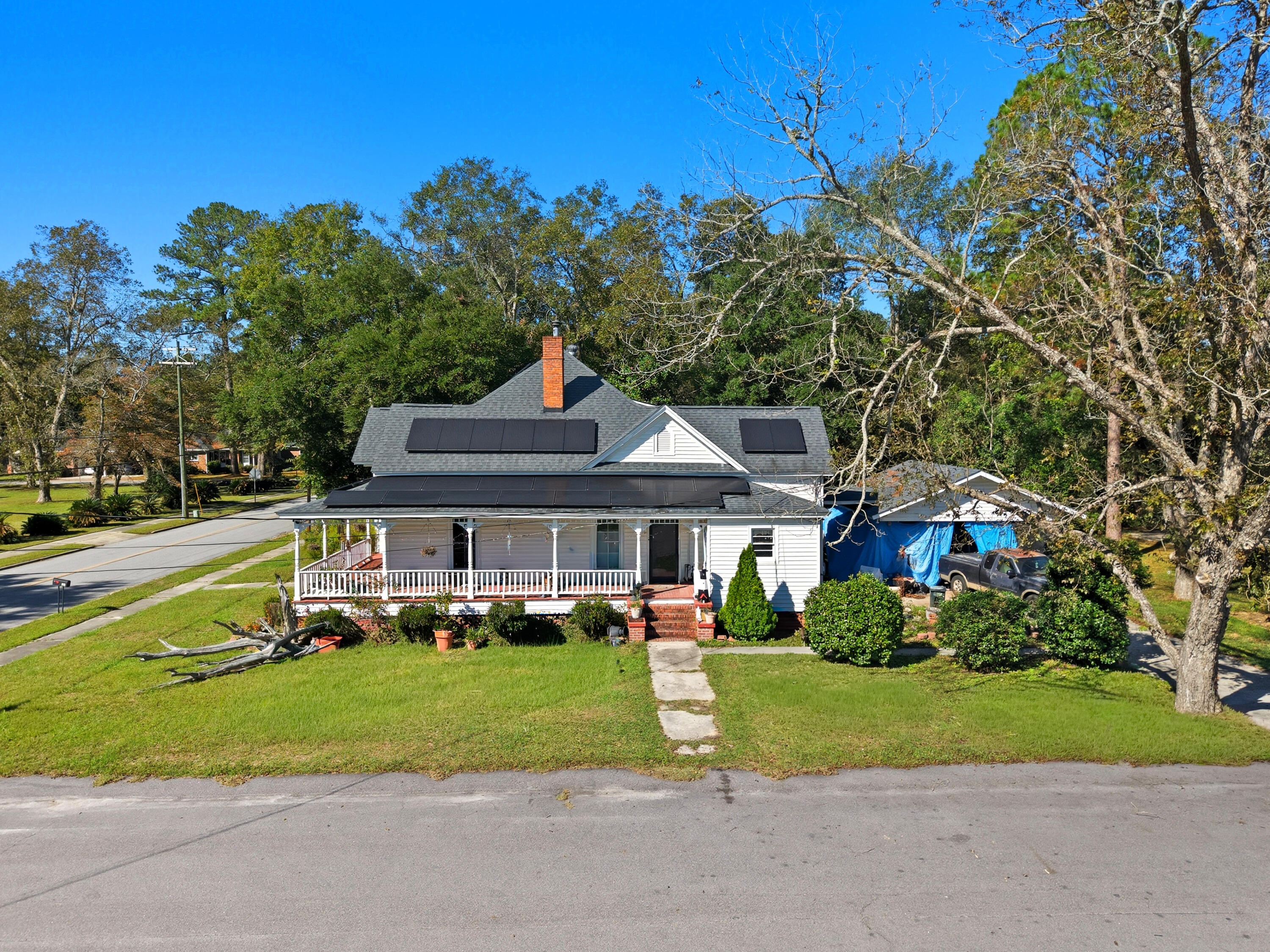 894 W 7th Street, Fairfax