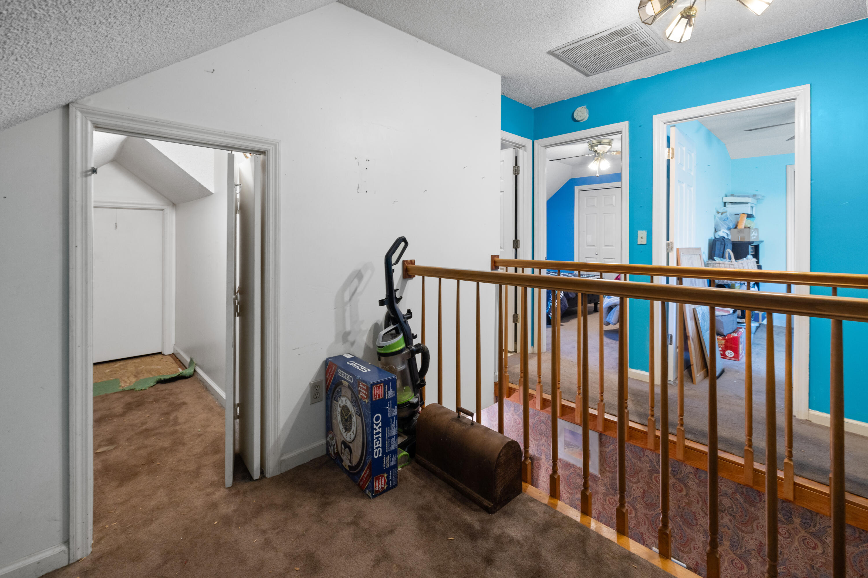 894 W 7th Street, Fairfax