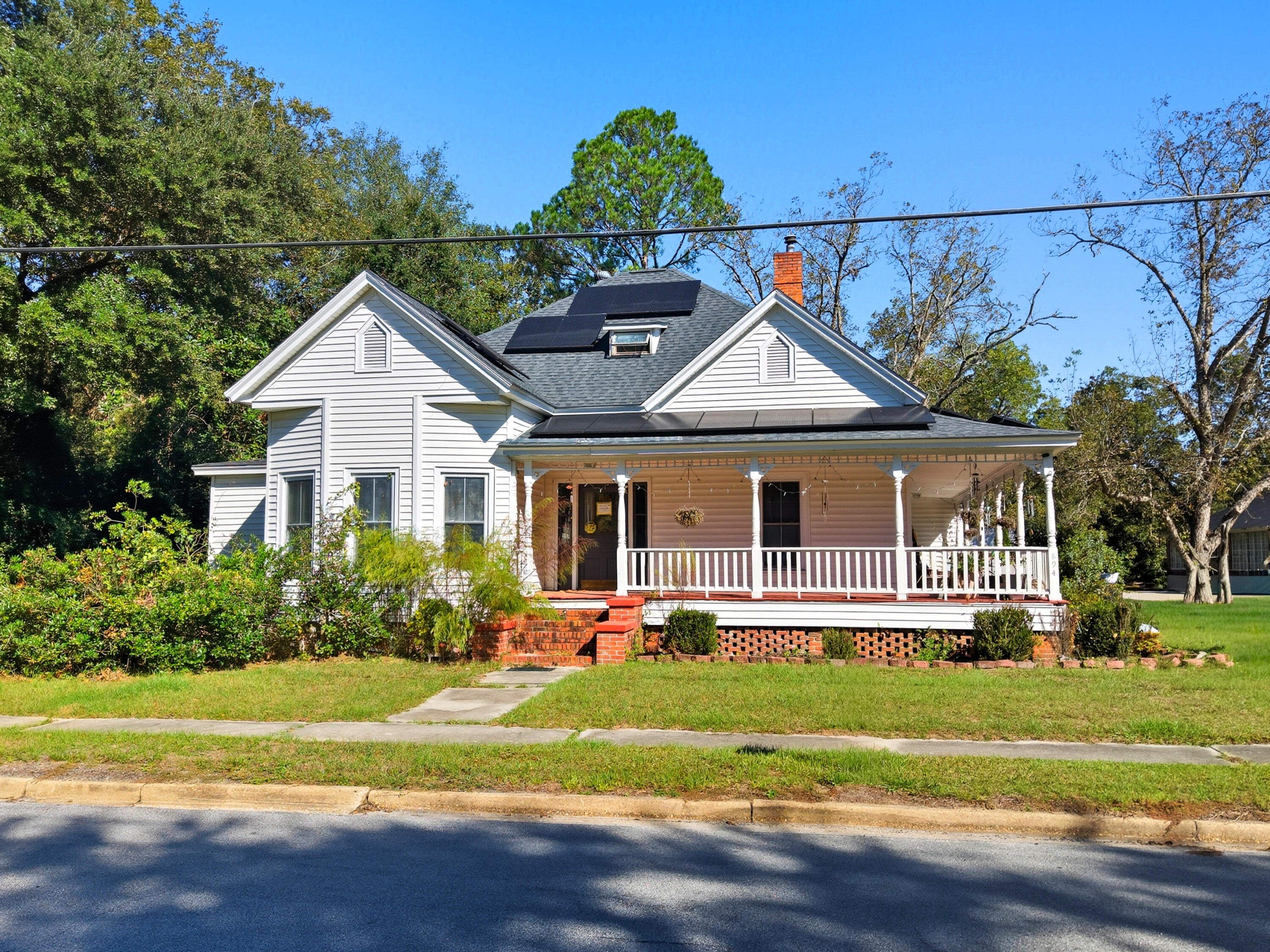 894 W 7th Street, Fairfax