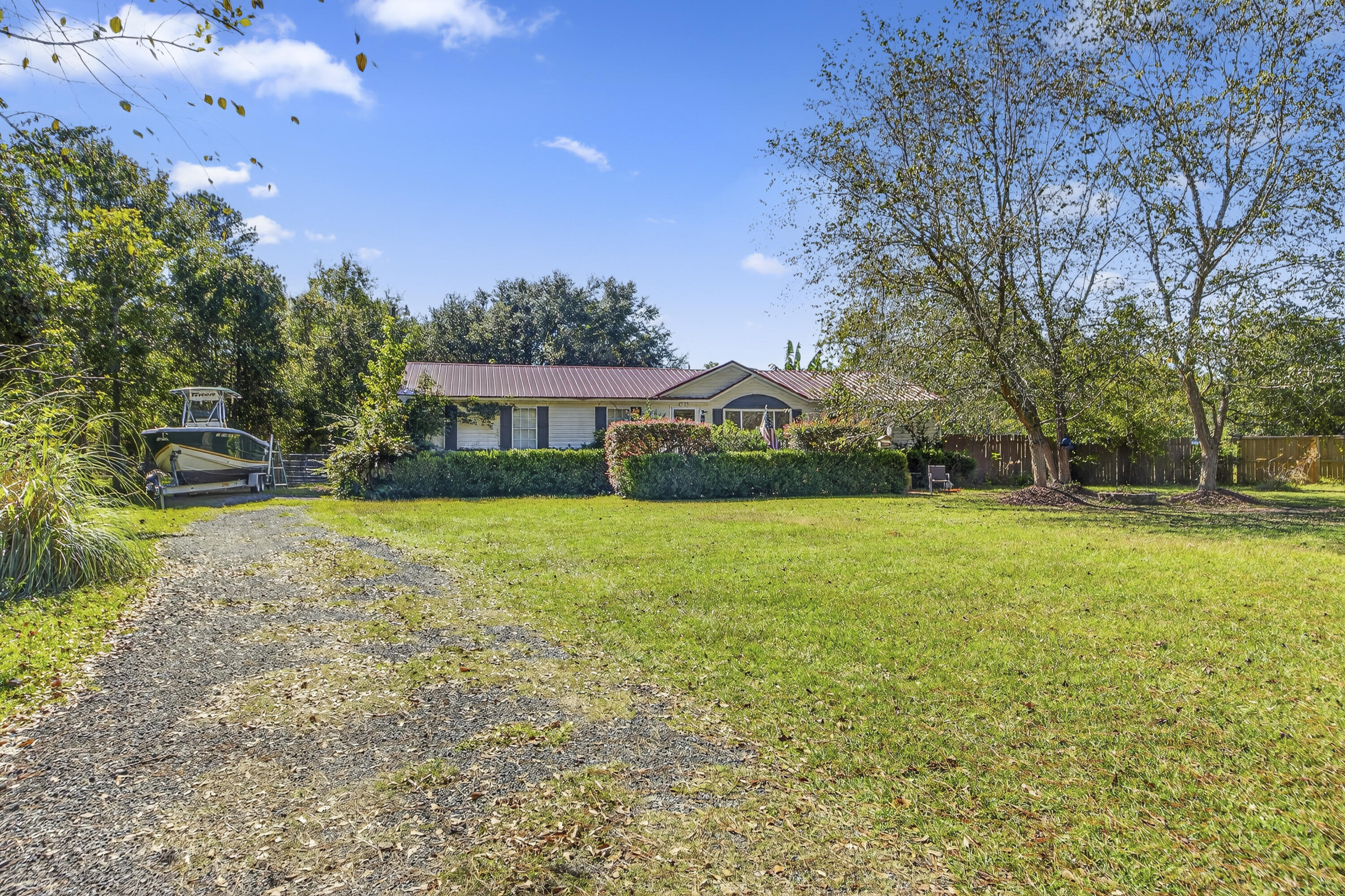 1165 Thomas Walters Road, Pineville