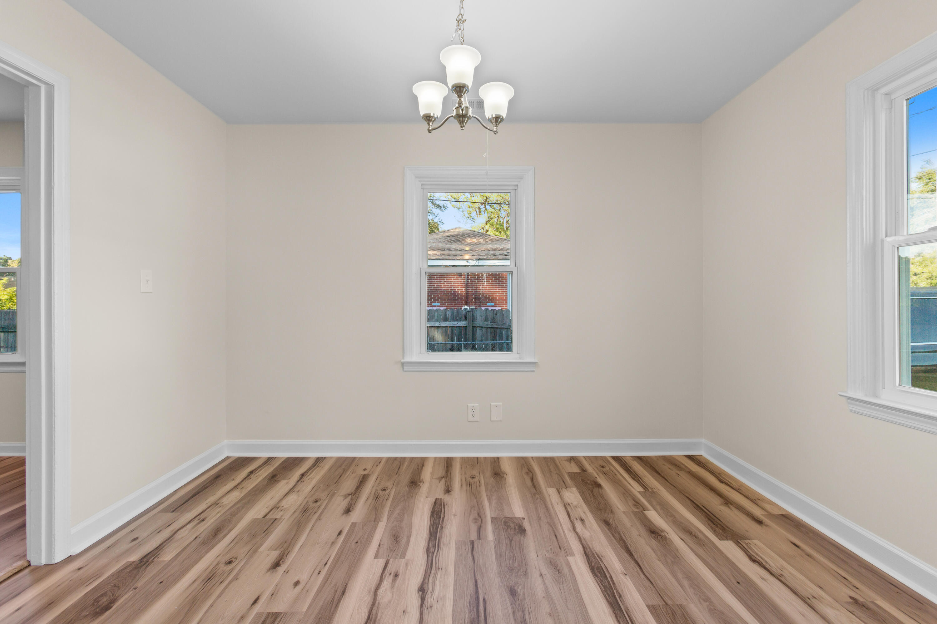 435 Anita Drive, Goose Creek