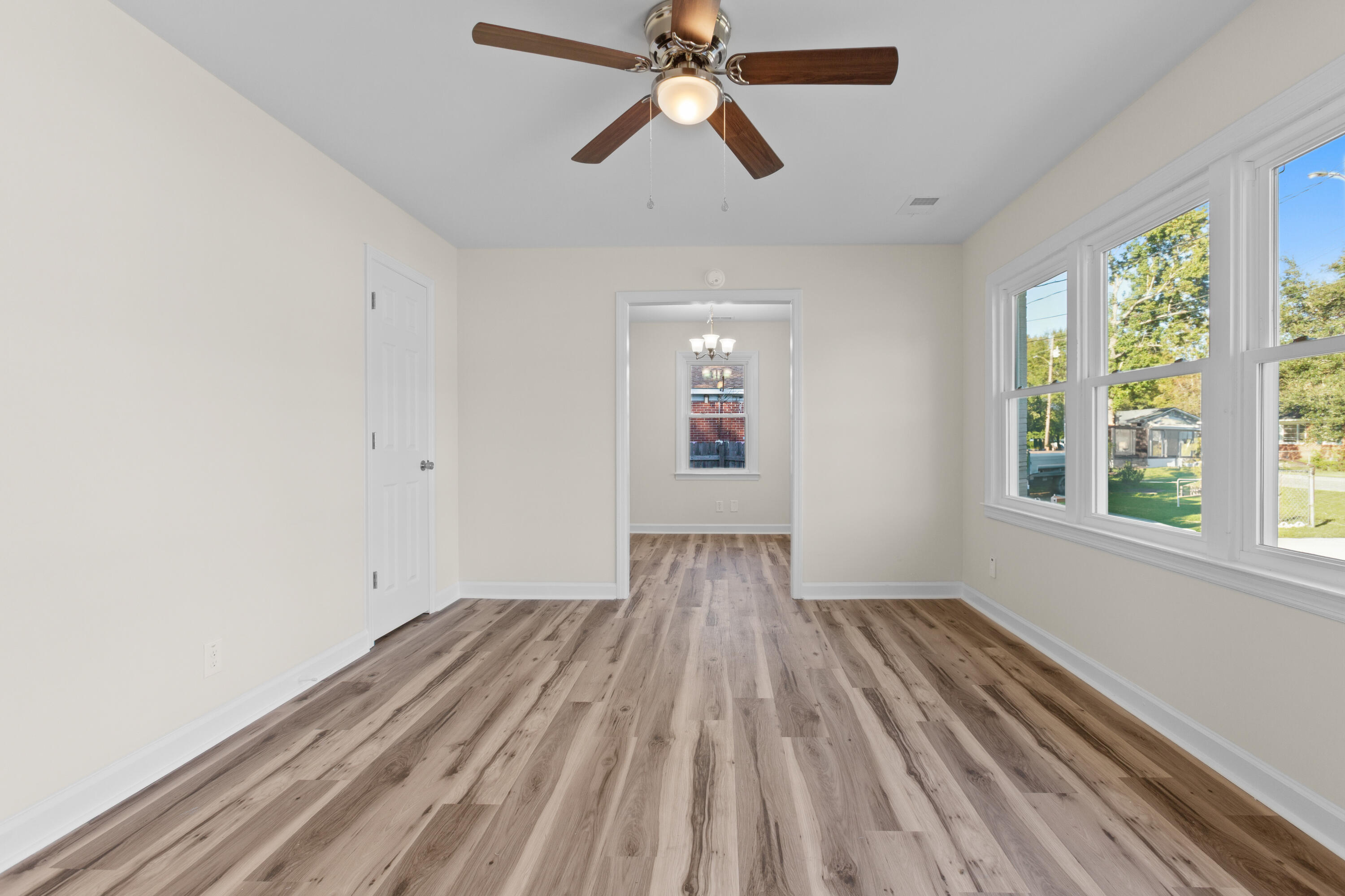 435 Anita Drive, Goose Creek